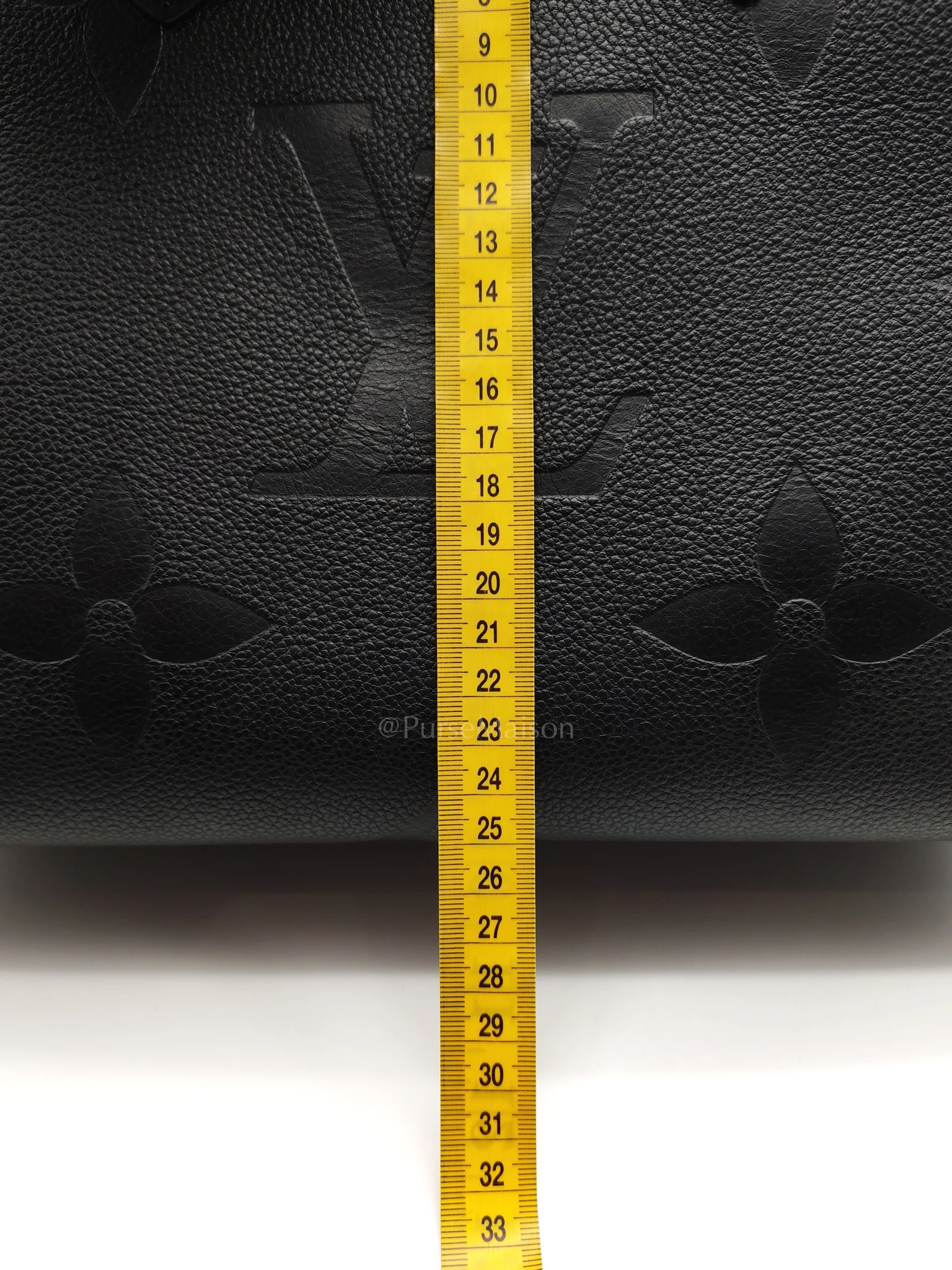 Louis Vuitton OnTheGo (OTG) MM in Black Empreinte Leather Tote Bag (Microchip) - Image 34