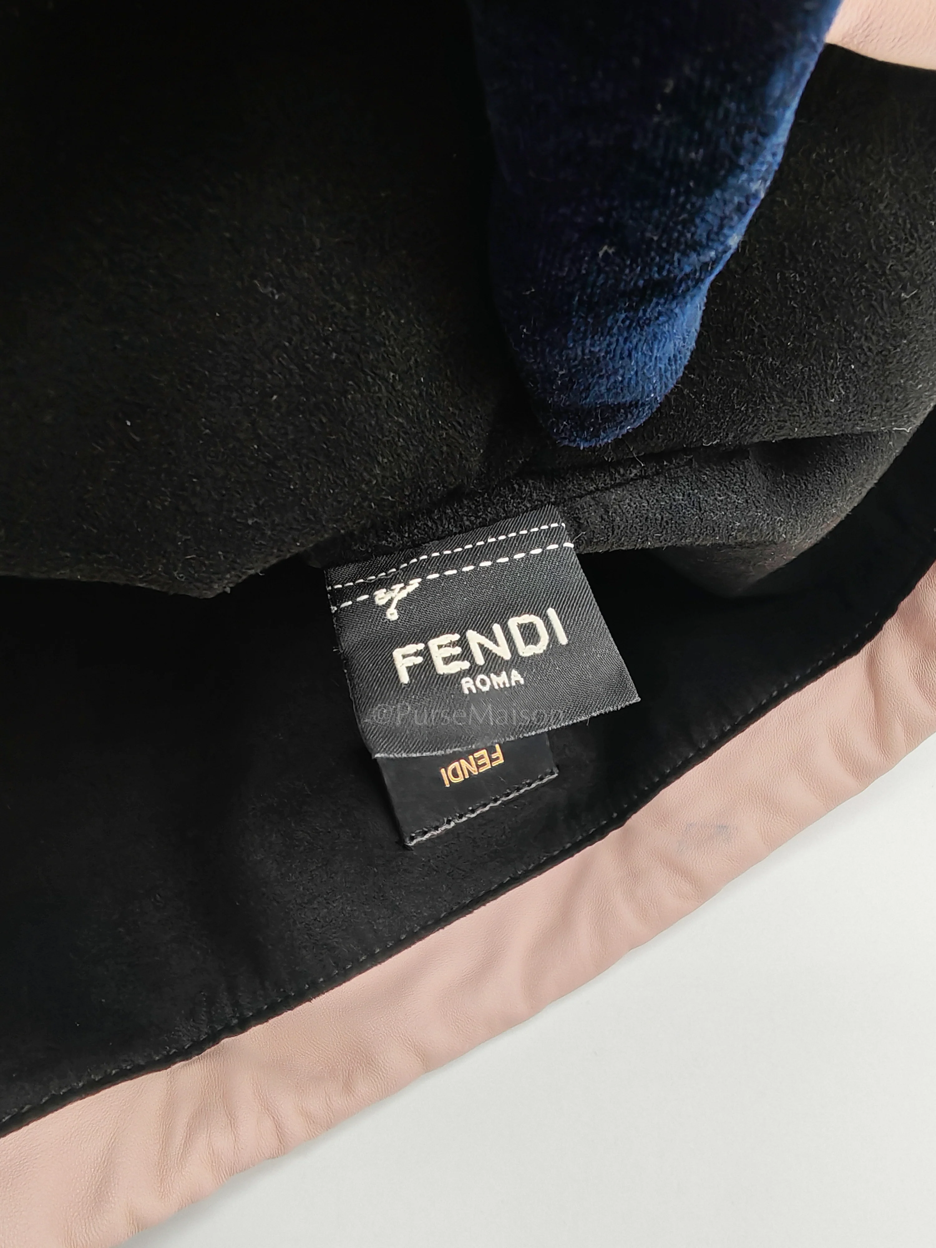Fendi Pack Pouch Crossbody Bag in Blush Pink Leather & Gold Hardware - Image 29