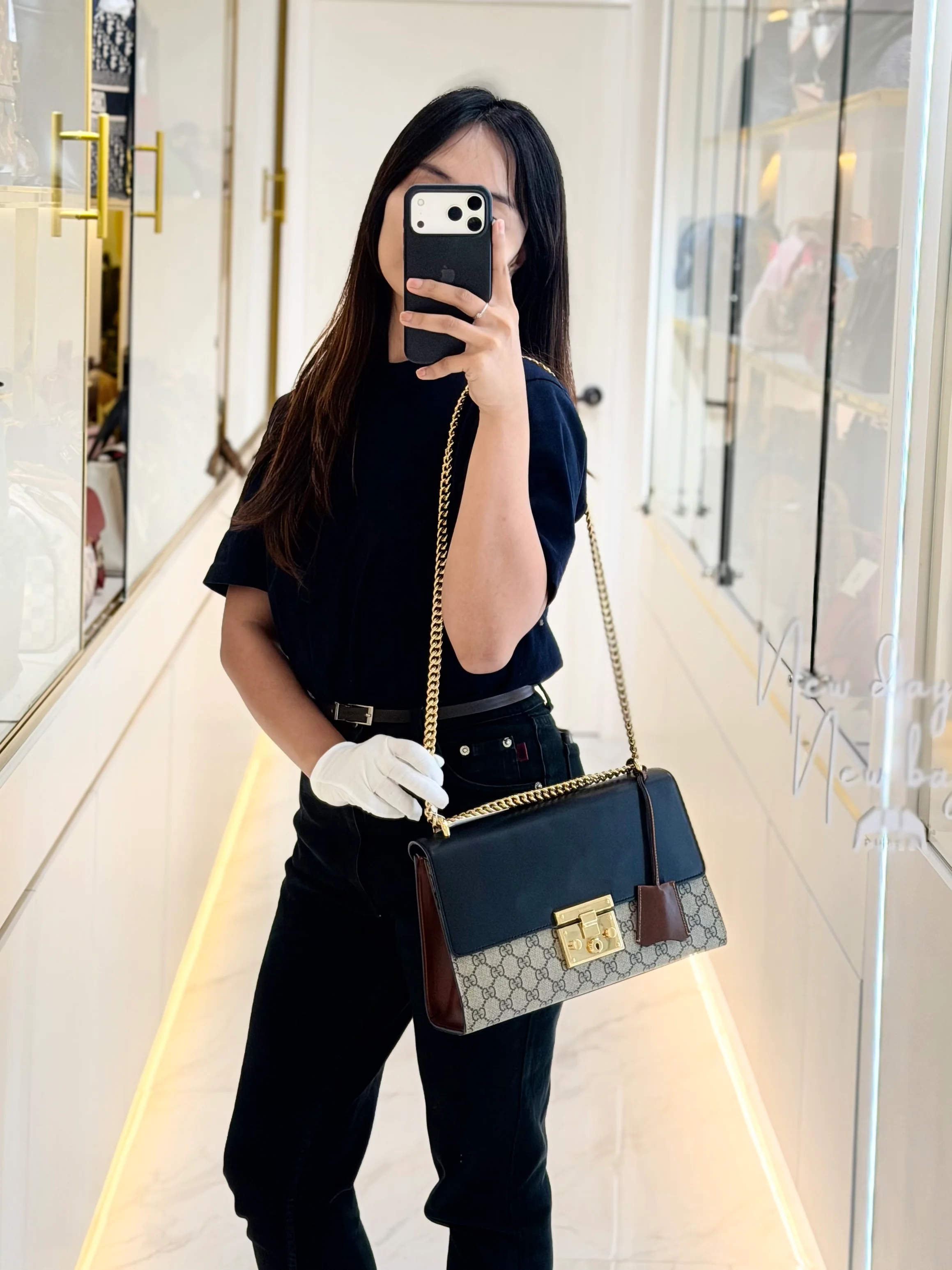 Gucci Padlock Shoulder Bag Medium in GG Supreme Canvas & Gold Hardware - Image 37