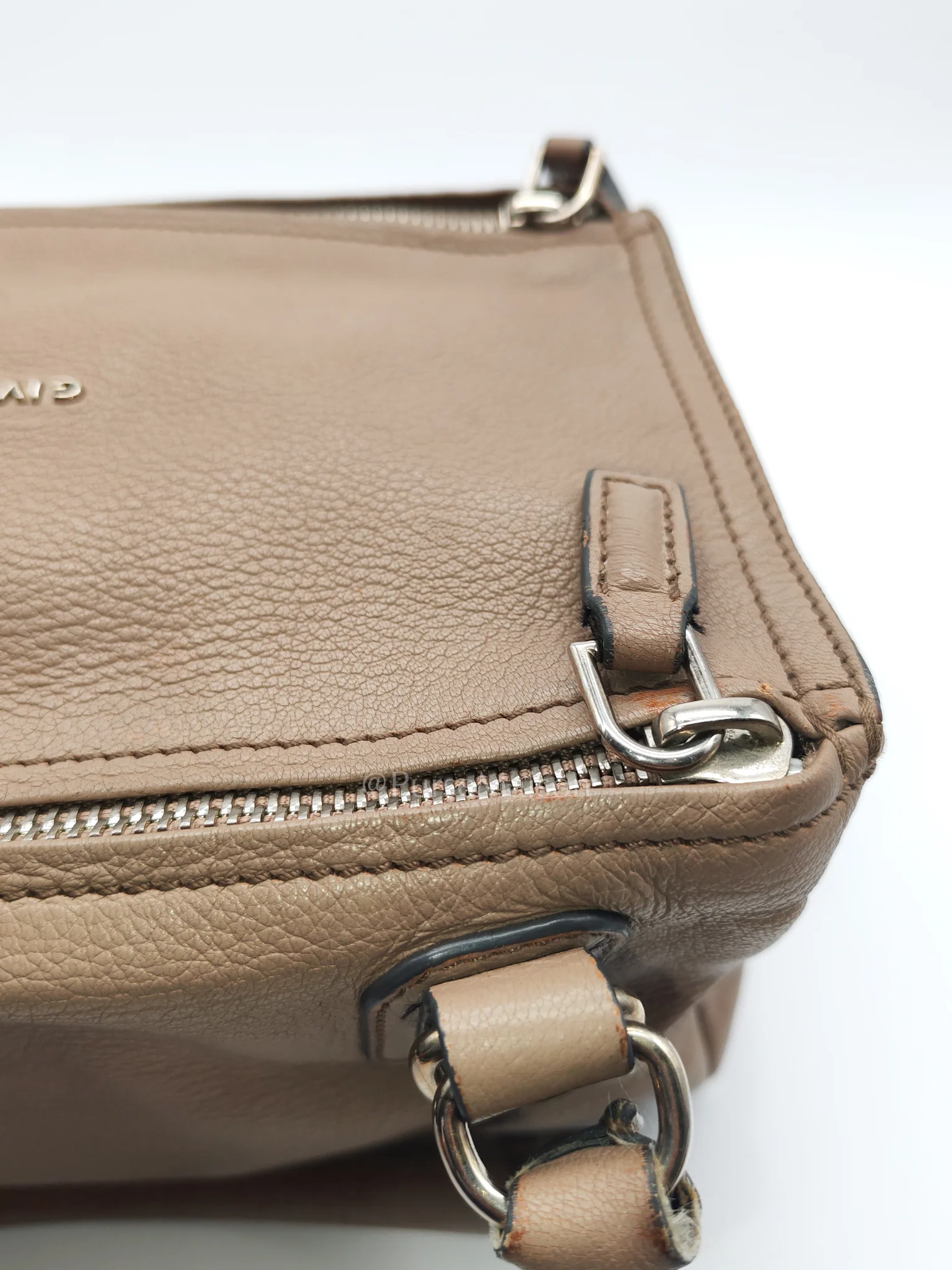 Givenchy Pandora Small in Grained Goatskin Leather Crossbody Bag - Image 15