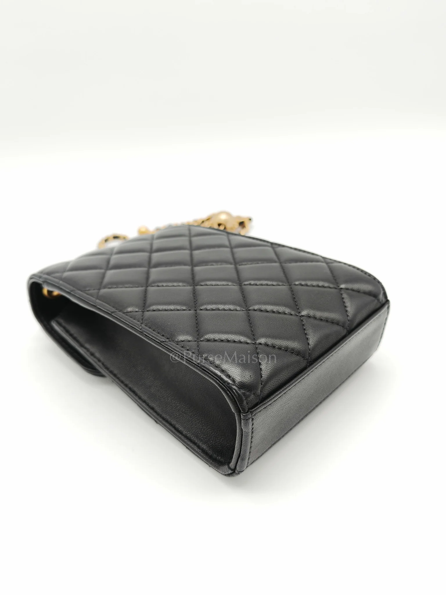 Chanel Phone Holder Pearl Crush Black Lambskin Leather in Aged Gold Hardware (Series 30) - Image 10