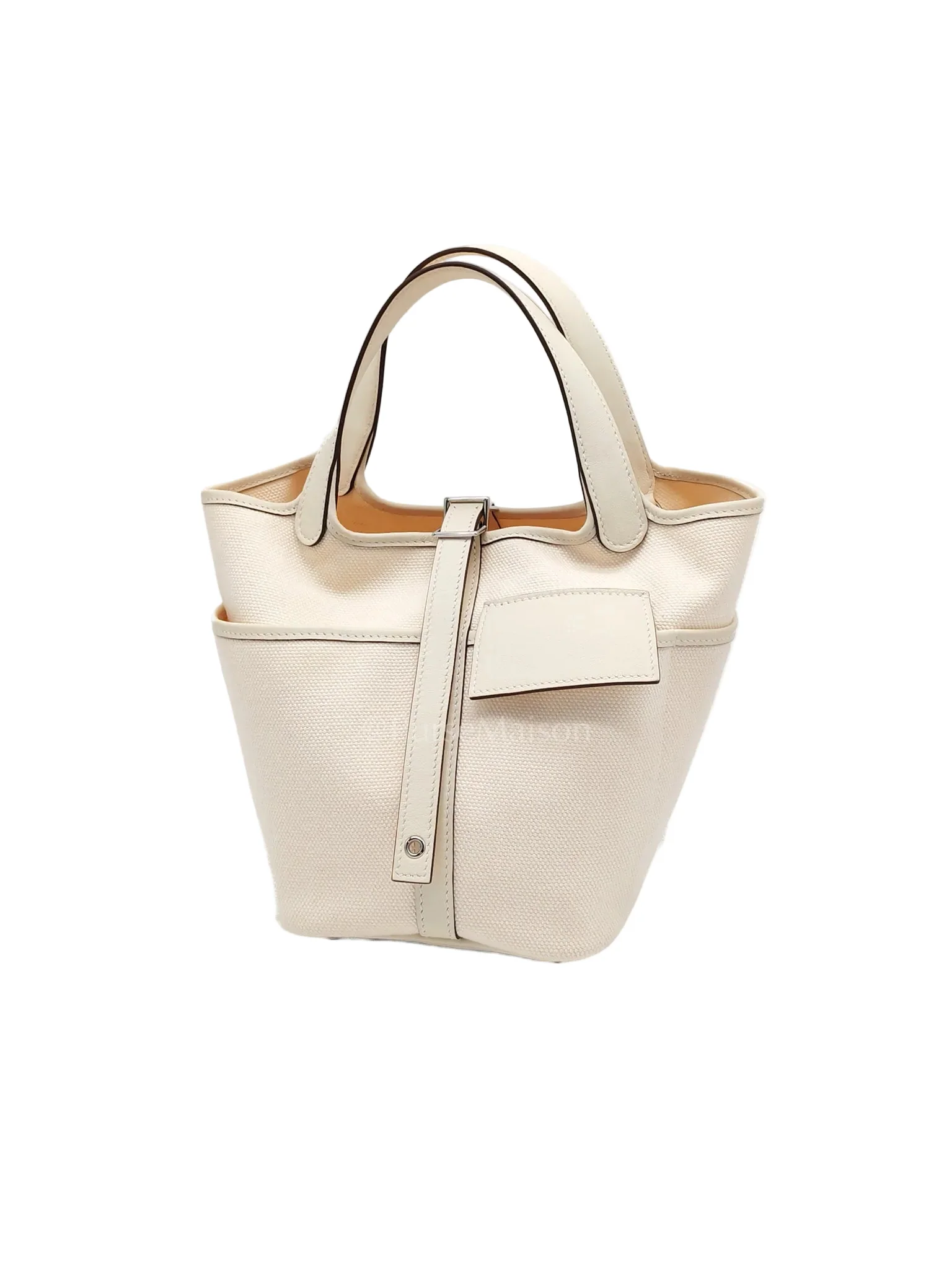 Hermes Picotin 18 Cargo in Nata Canvas and Palladium Hardware Stamp W (2024) - Image 2