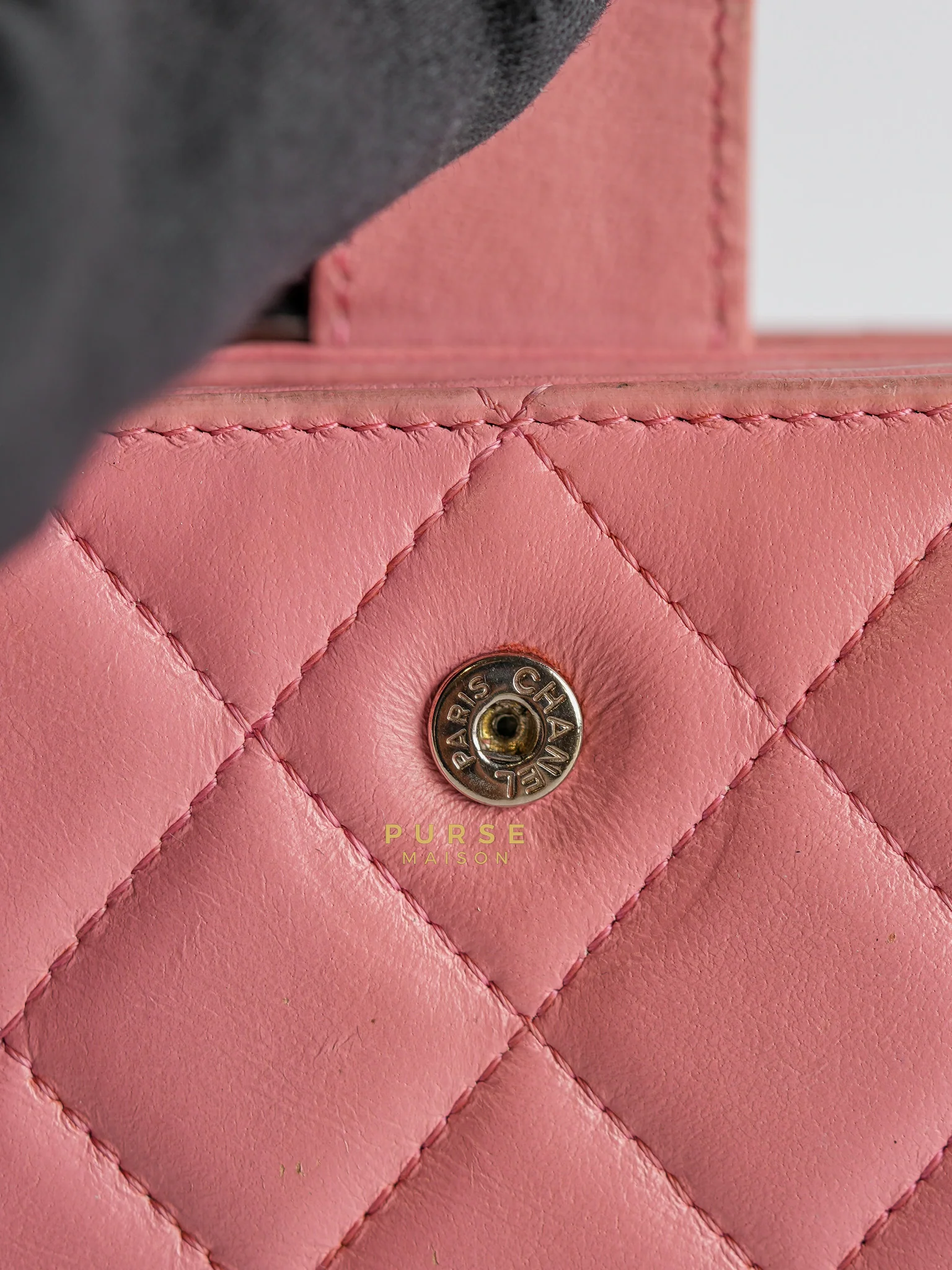 Chanel Bifold Compact Wallet in Pink Lambskin Leather and Silver Hardware Series 16 - Image 33