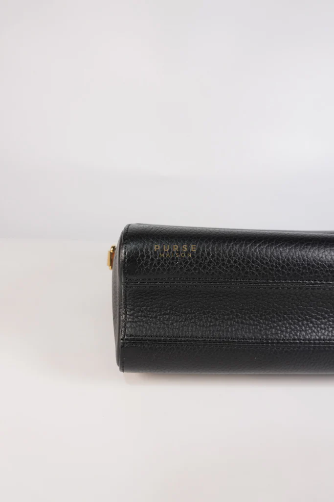 Louis Vuitton Twist Scrunchie MM in Black Grained Calfskin Leather Crossbody Bag - Image 12