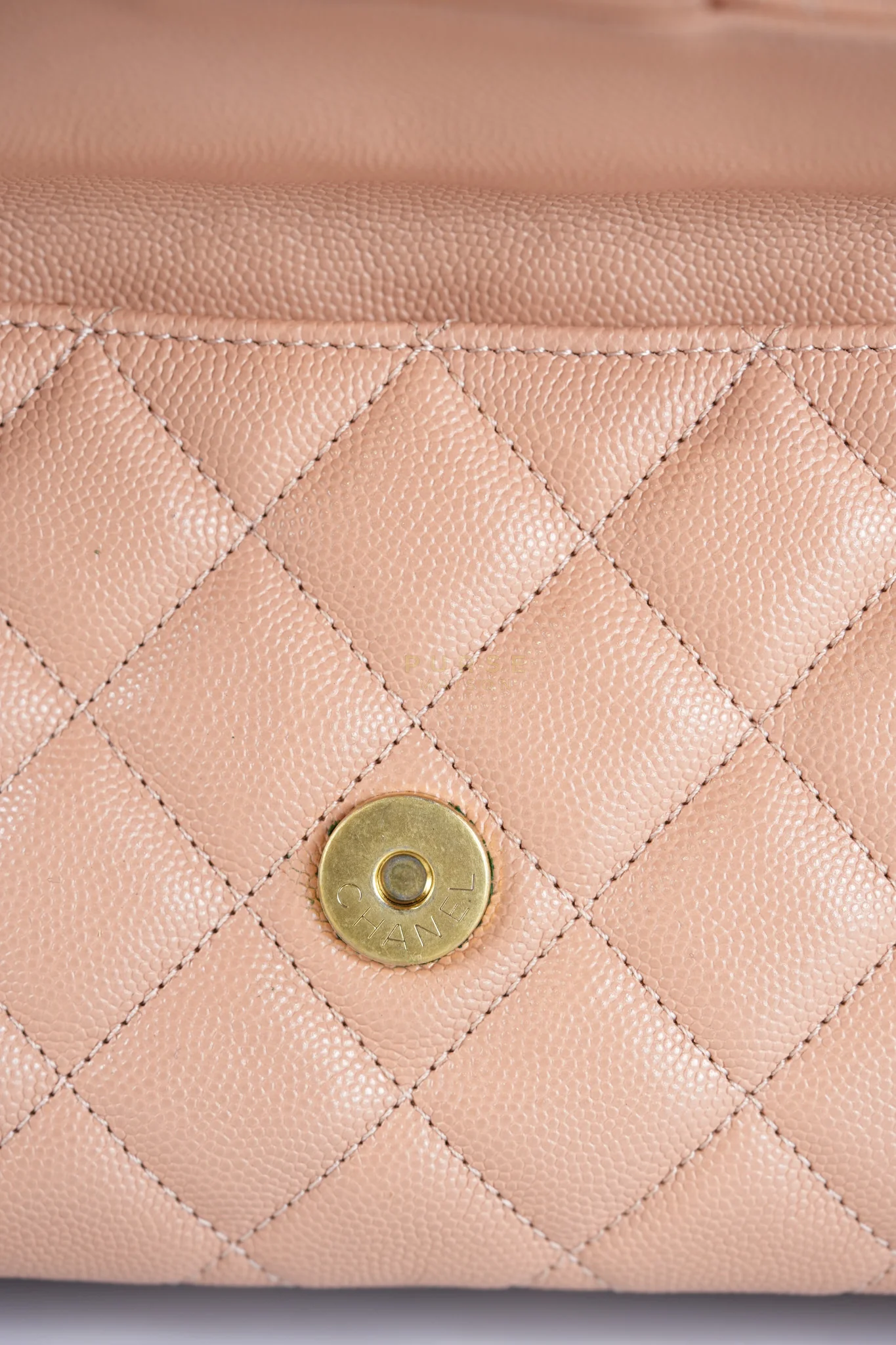 Chanel Wavy Small Hobo Caramel Caviar Leather in Aged Gold Hardware (Microchip) - Image 16