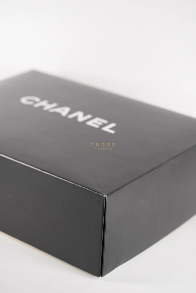 Chanel Classic Double Flap Maxi in Black Lambskin Leather and Gold Hardware Series 14 - Image 69
