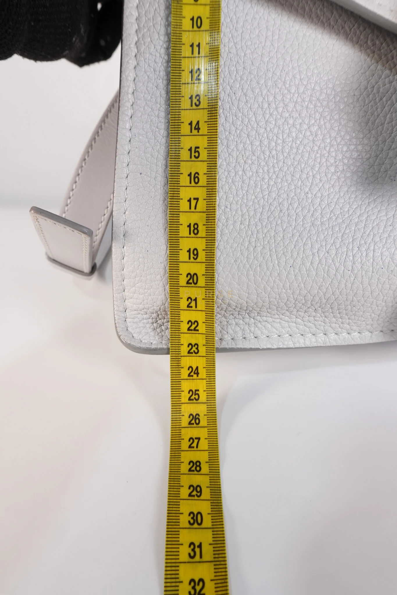 Chloe Aby Day Bag Small in Light Gray - Image 39