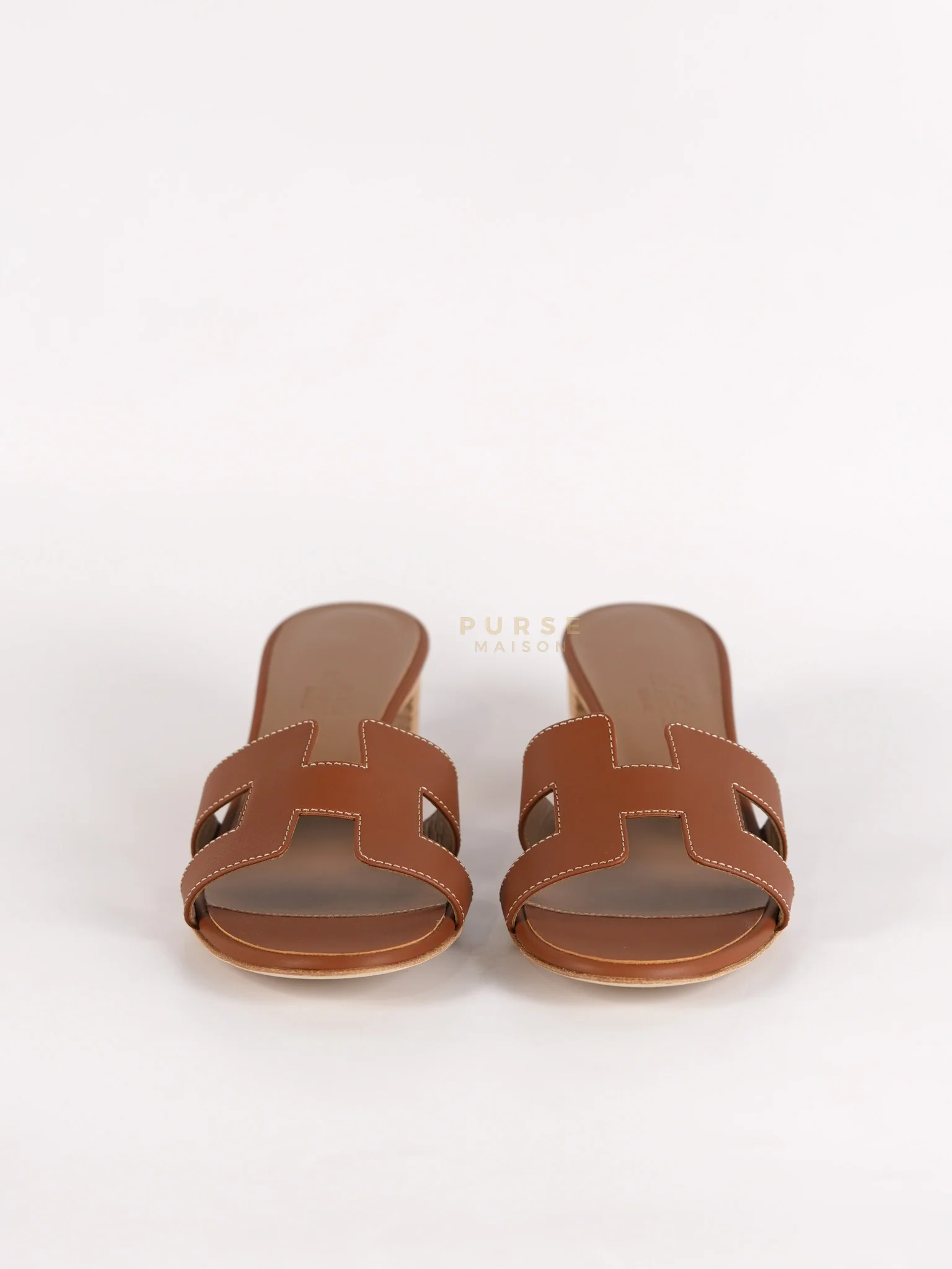 Hermes Oasis in Gold Calfskin Leather Size 37.5 EU (24 cm)