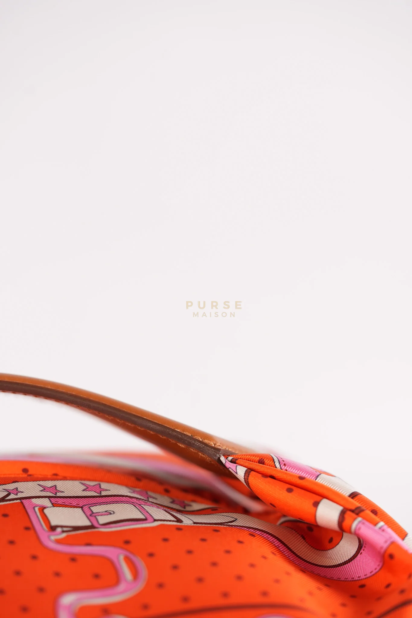 Hermes Balusoie in Orange Poppy/Fauve on silk & Hunter Cowhide Leather Stamp B(2023) - Image 15