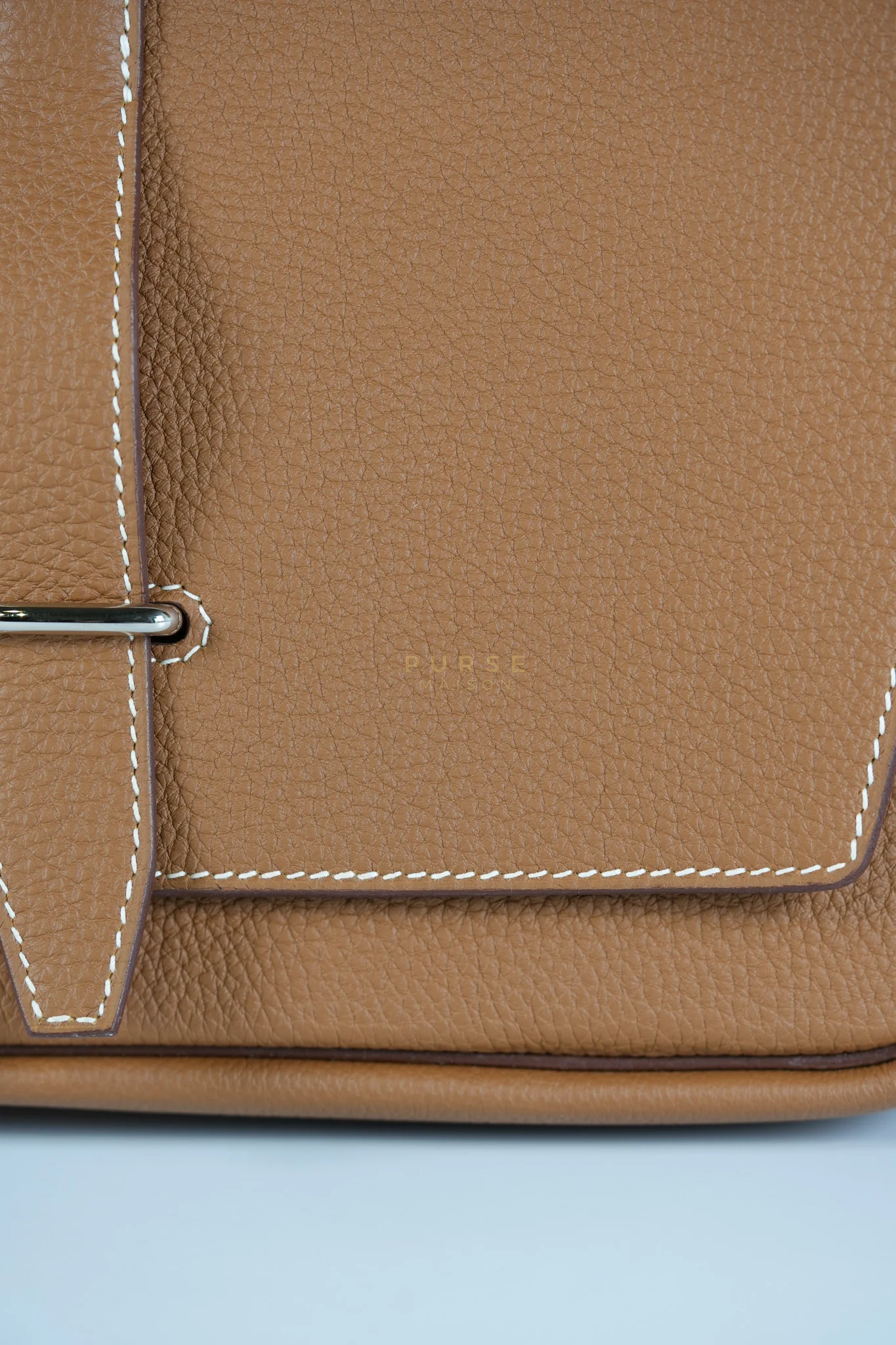 Hermes Steve Light Junior in Gold Togo Leather and Palladium Hardware Stamp Z (2021) - Image 14