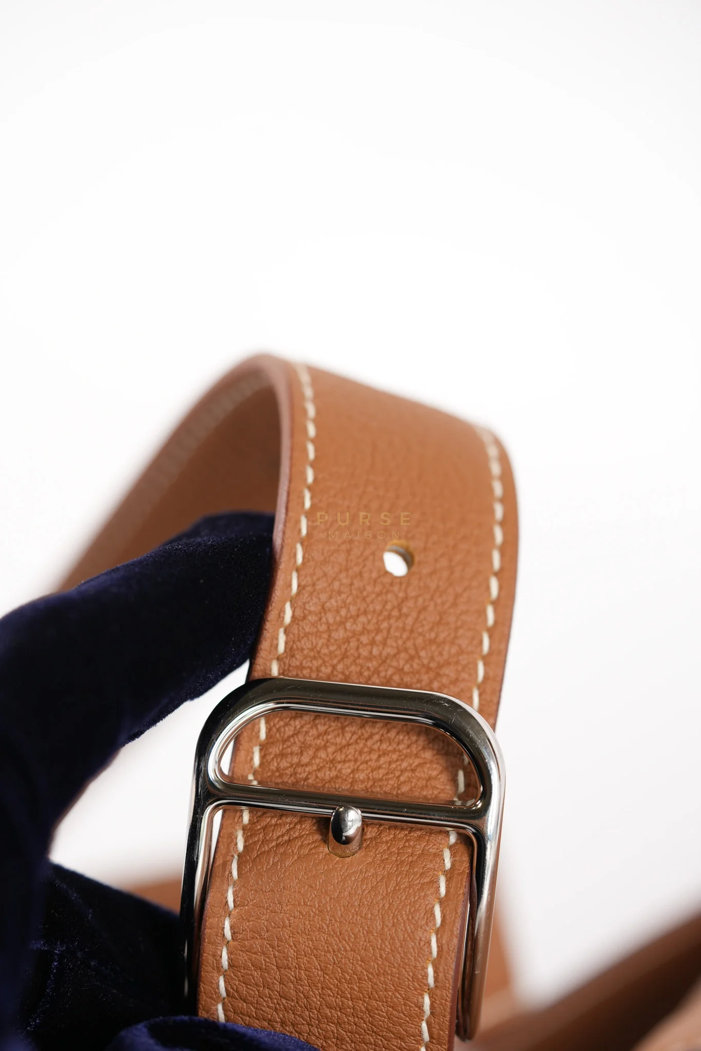 Hermes Steve Light Junior in Gold Togo Leather and Palladium Hardware Stamp Z (2021) - Image 19