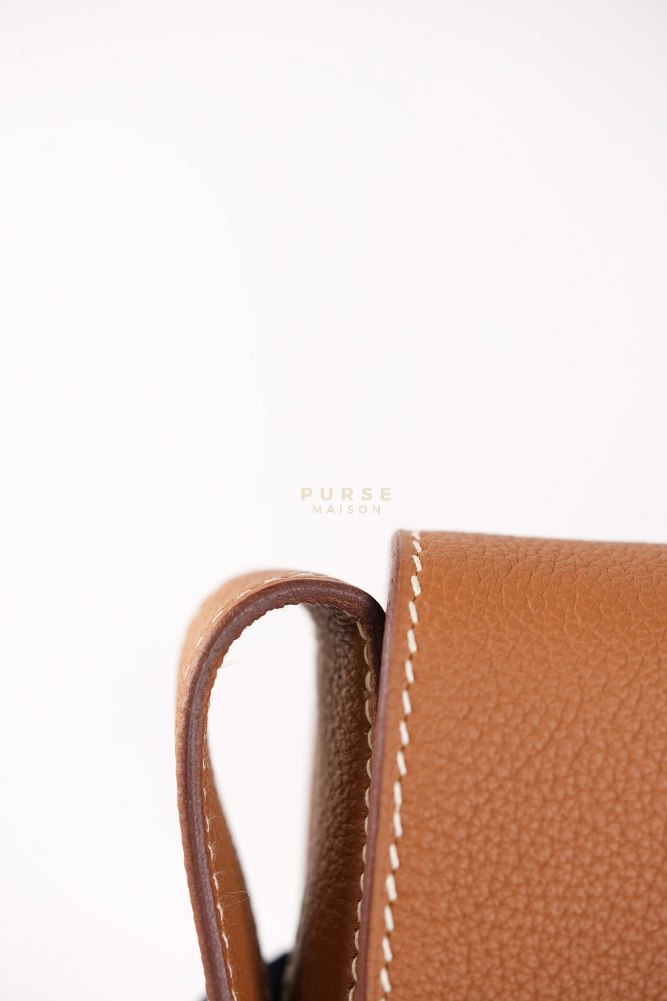 Hermes Steve Light Junior in Gold Togo Leather and Palladium Hardware Stamp Z (2021) - Image 20