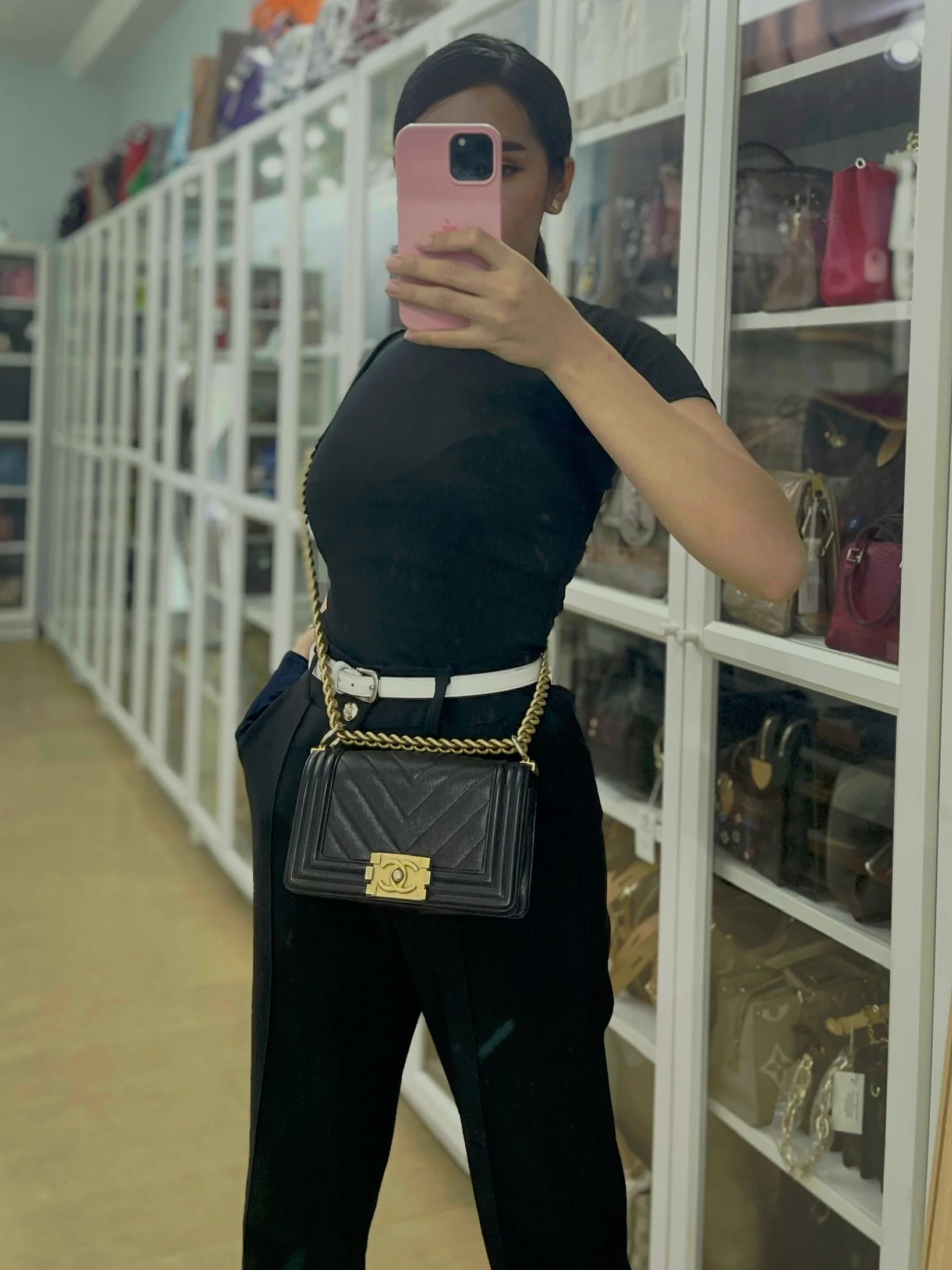 Chanel Boy Small Chevron in Black Caviar Leather and Aged Gold Hardware Series 24 - Image 36