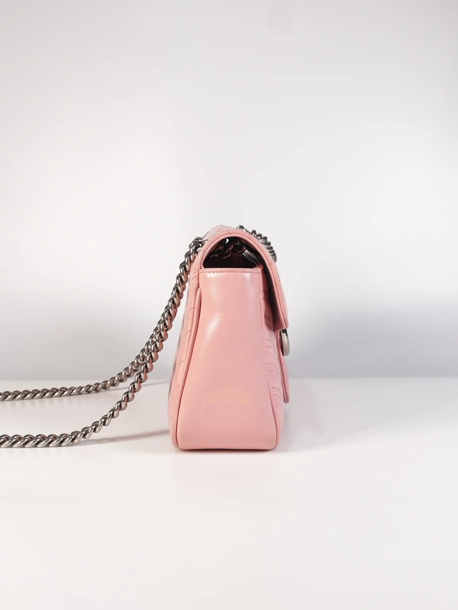 Gucci Marmont Small in Pink Matelasse Leather and Silver Hardware Crossbody Bag - Image 4