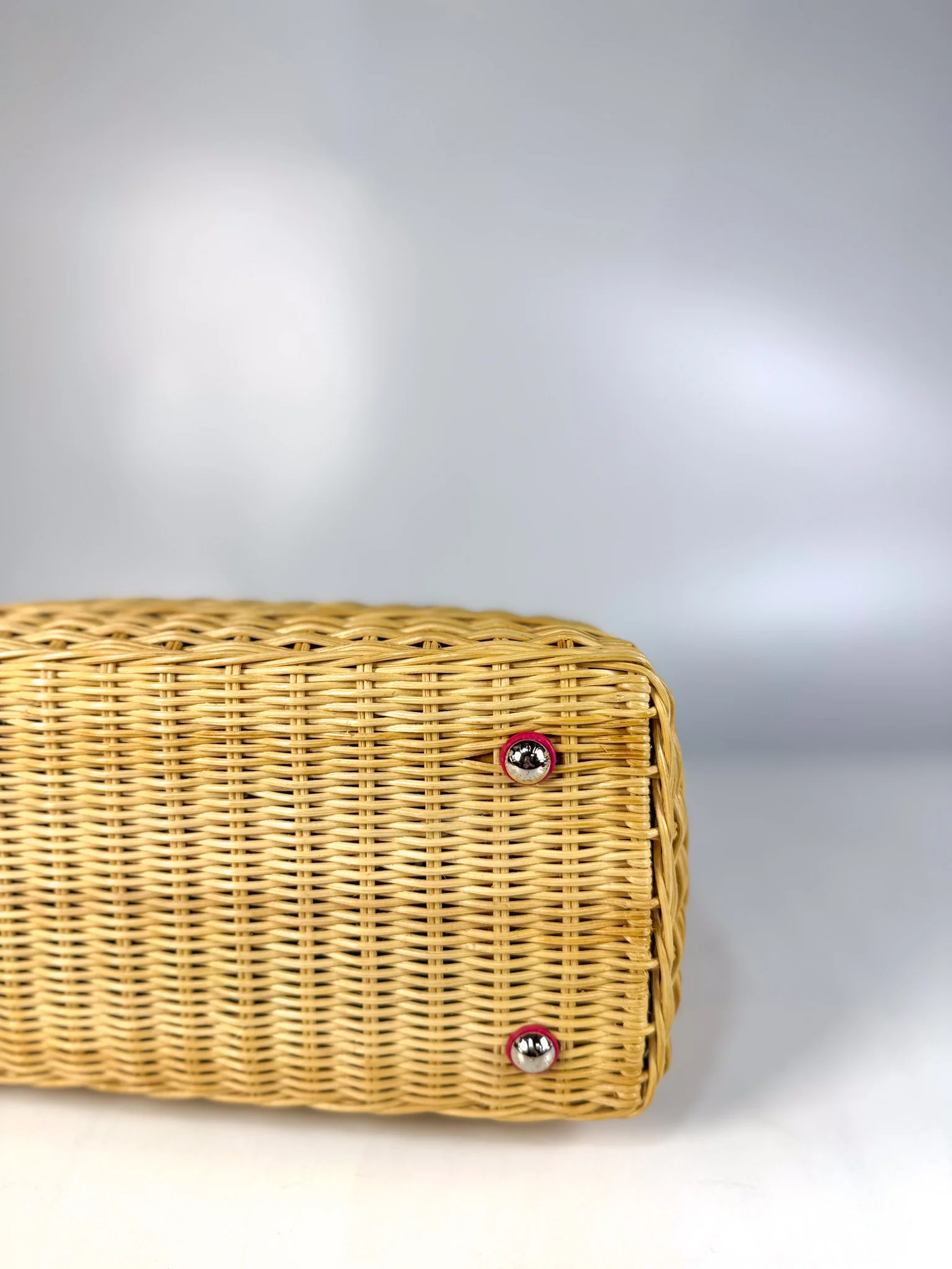 Louis Vuitton Capucines BB in Wicker Canvas and Pink Taurillon Calfskin Leather (Microchip) - Image 15