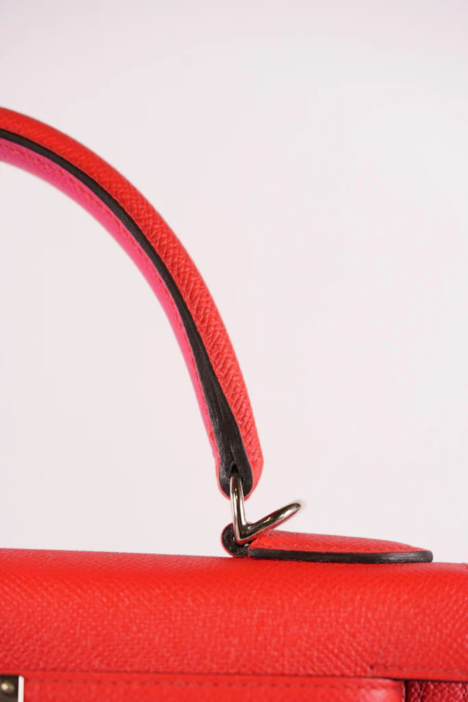 Hermes Kelly 28 Sellier in Rouge Coeur/Rose Extreme/Blue Zanzibar Epsom Leather and Palladium Hardware Stamp Z (2021) - Image 17