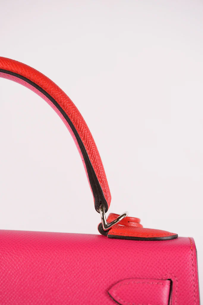 Hermes Kelly 28 Sellier in Rouge Coeur/Rose Extreme/Blue Zanzibar Epsom Leather and Palladium Hardware Stamp Z (2021) - Image 19