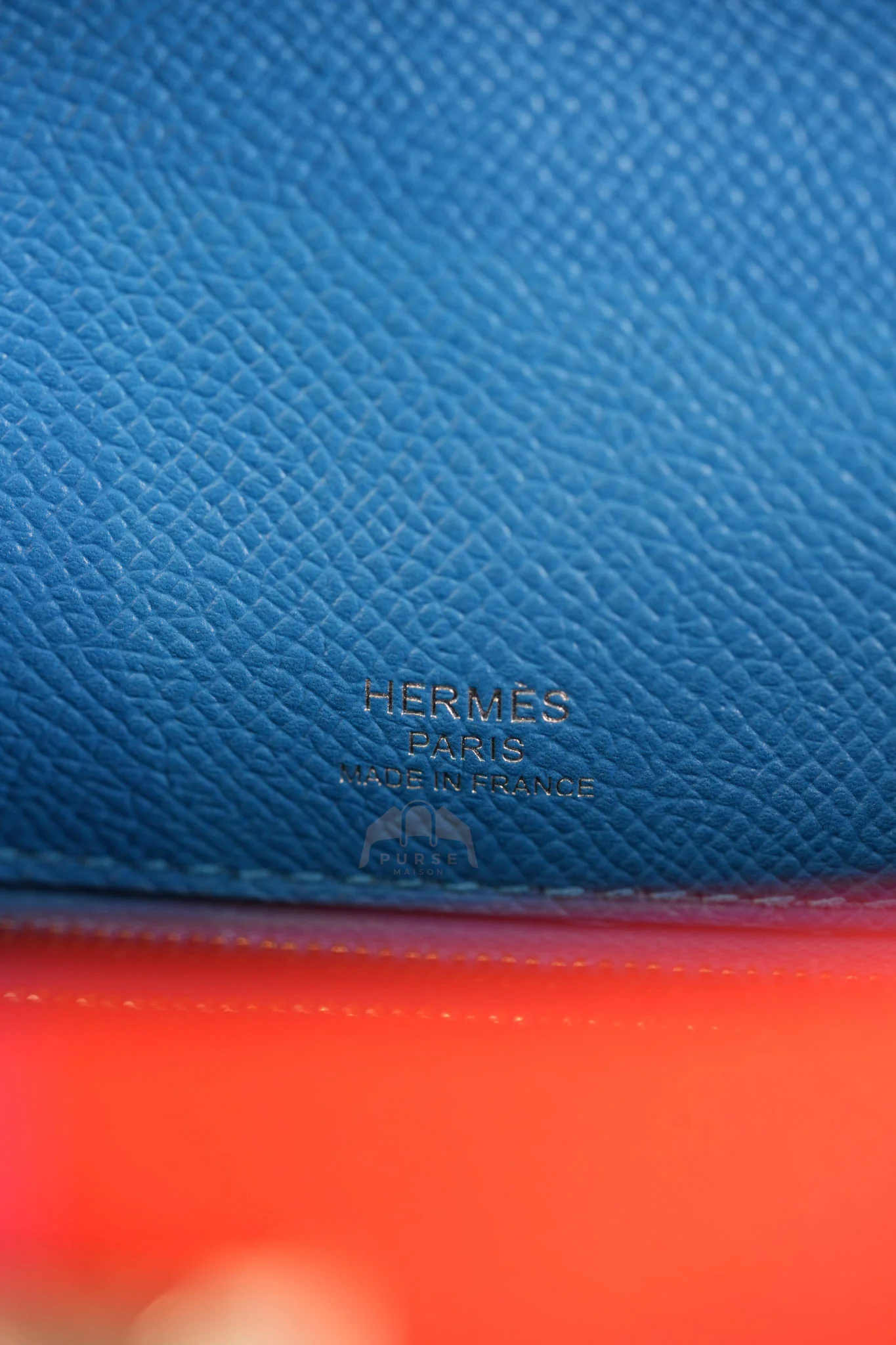 Hermes Kelly 28 Sellier in Rouge Coeur/Rose Extreme/Blue Zanzibar Epsom Leather and Palladium Hardware Stamp Z (2021) - Image 28