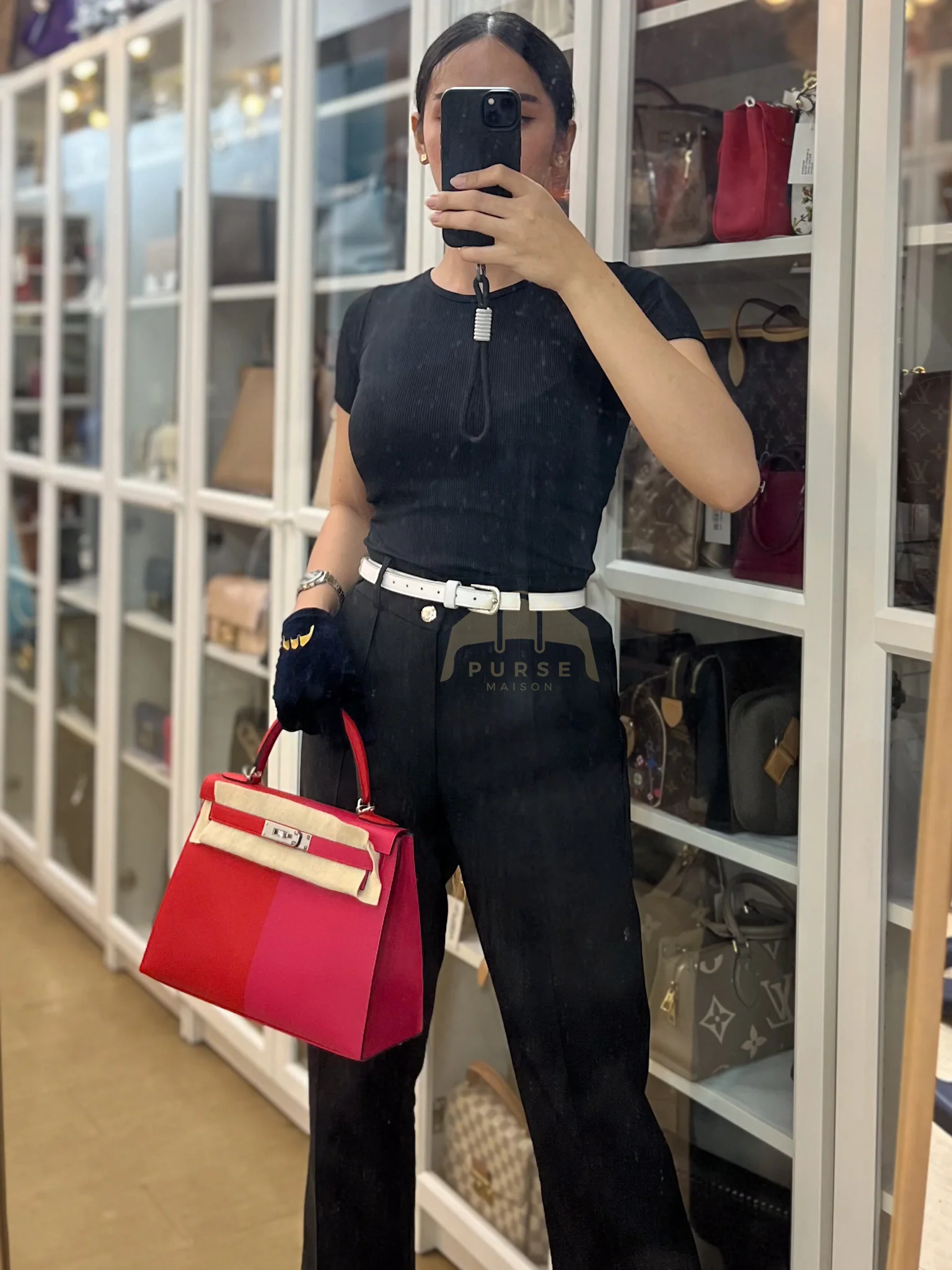 Hermes Kelly 28 Sellier in Rouge Coeur/Rose Extreme/Blue Zanzibar Epsom Leather and Palladium Hardware Stamp Z (2021) - Image 40