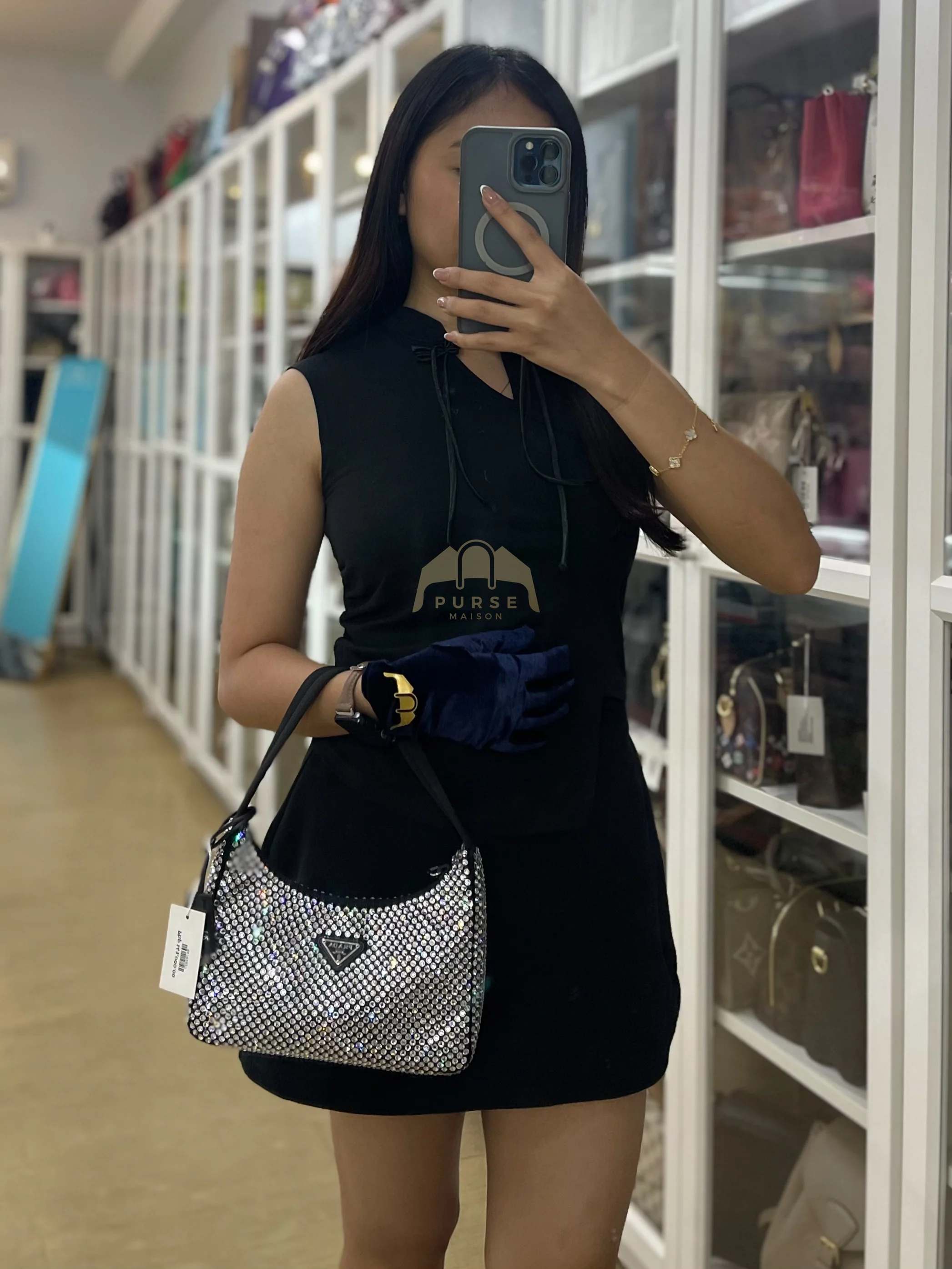 Prada Re-Edition 2000 Black Nylon with Crystals Shoulder Bag - Image 32