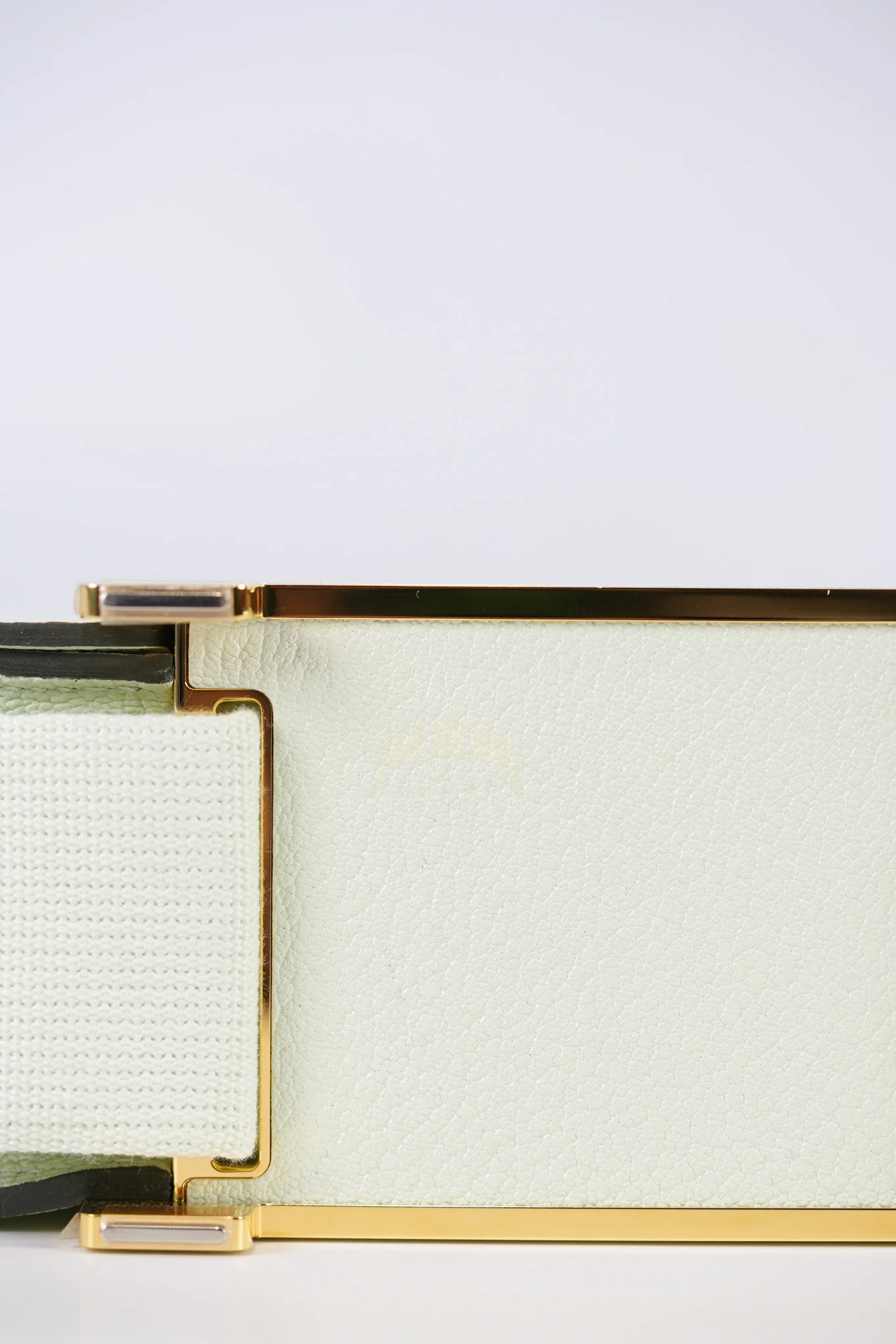 Hermes Geta Vert Fizz in Chevre Mysore Leather and Gold Hardware Stamp B (2023) - Image 12