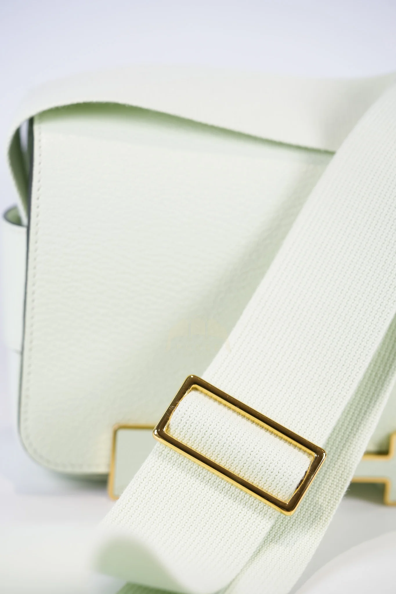 Hermes Geta Vert Fizz in Chevre Mysore Leather and Gold Hardware Stamp B (2023) - Image 19