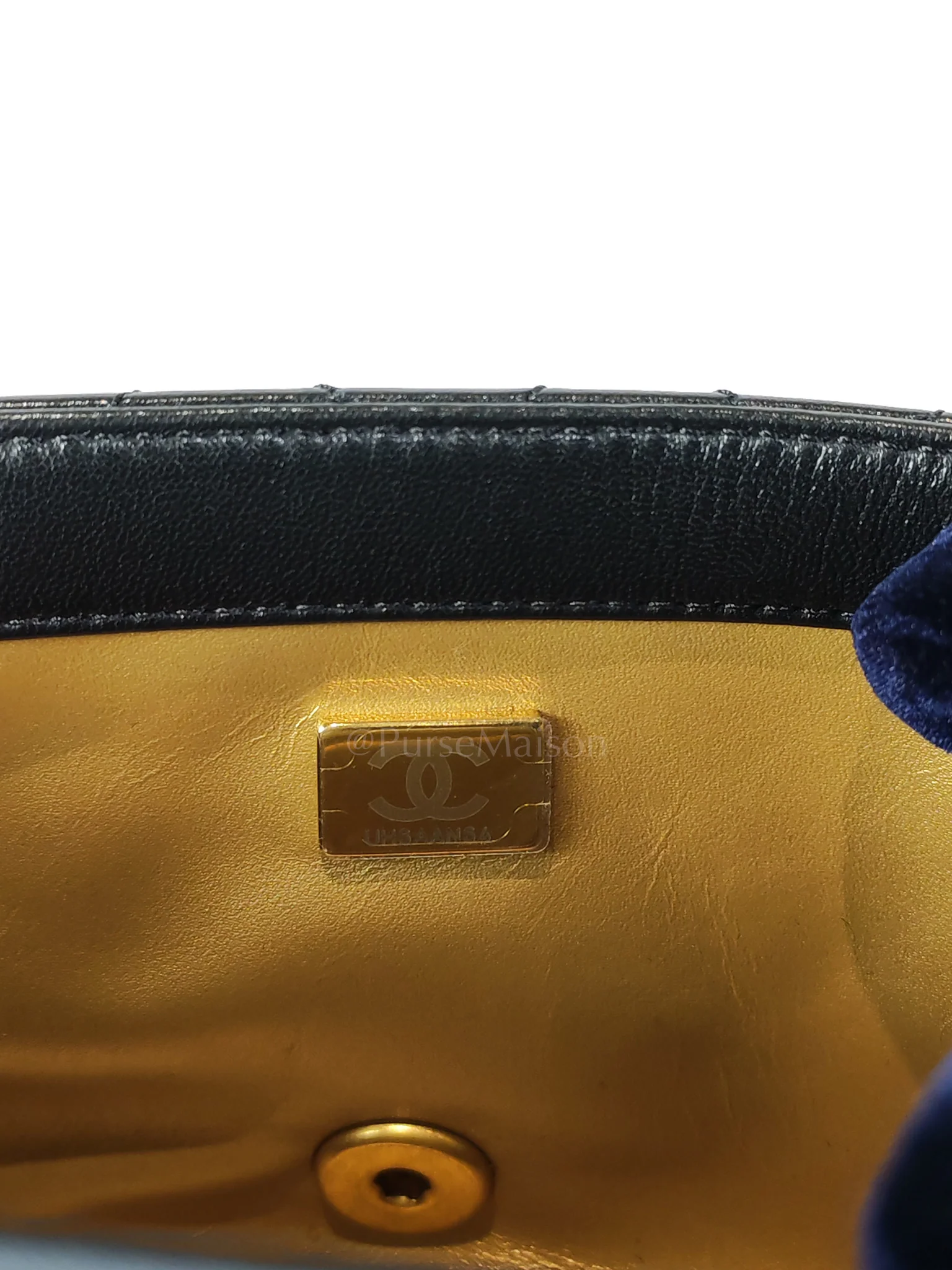 Chanel 22S Mini Square Pearl Crush in Black Lambskin Leather and Aged Gold Harwadre (Microchip) - Image 21