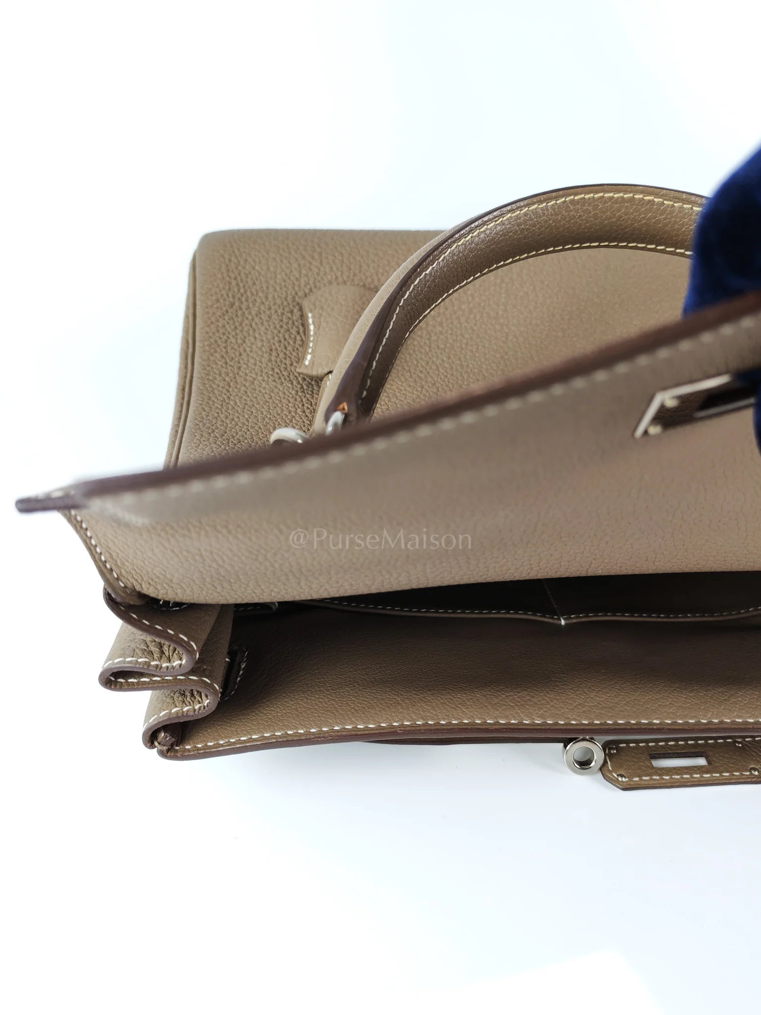 Hermes Kelly 28 Retourne in Etoupe Togo Leather and Palladium Hardware Stamp D (2019) - Image 39
