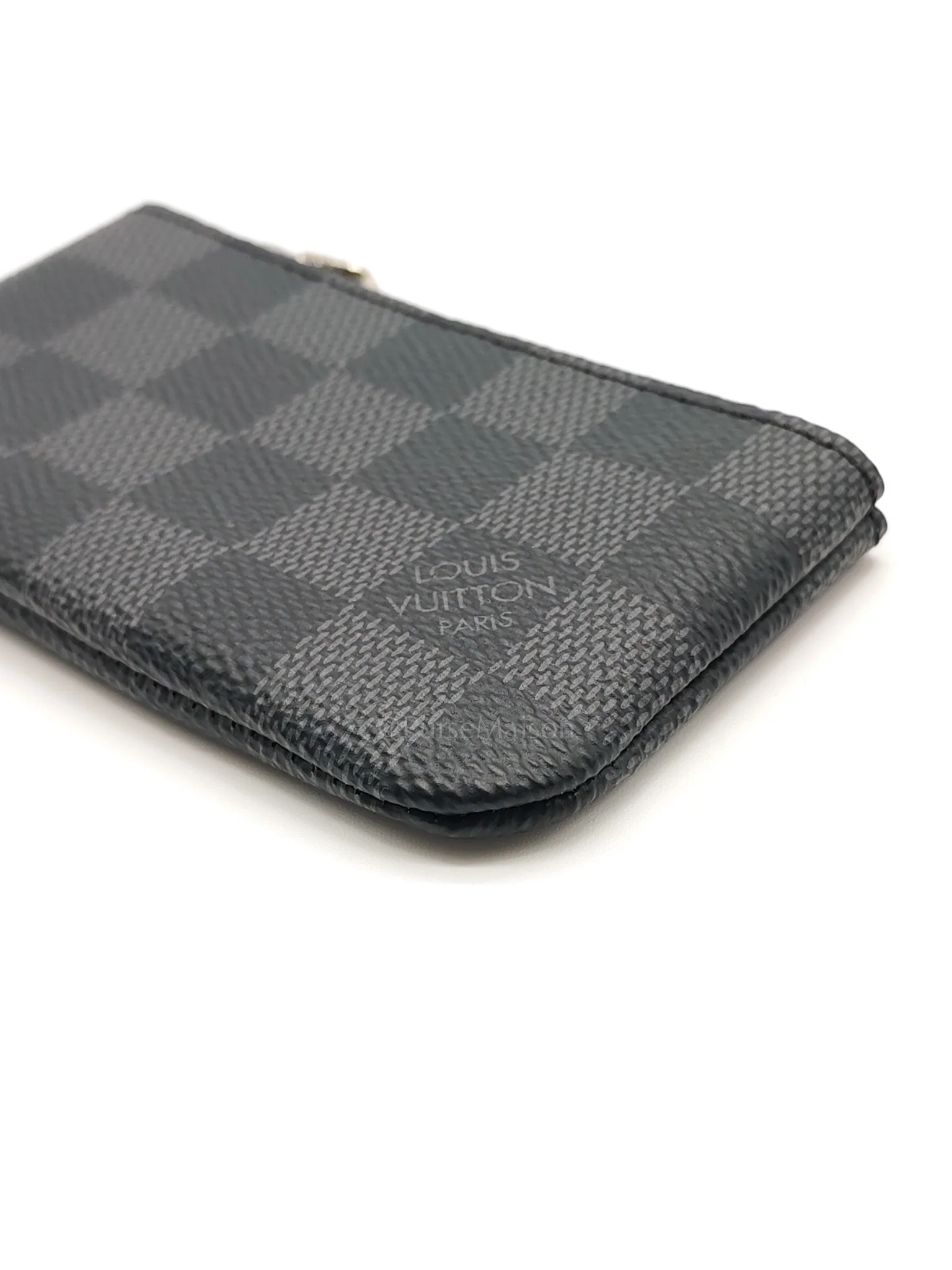 Louis Vuitton Pochette Key Cles  Pouch in Damier Graphite Canvas & Silver Hardware (Datecode: CT4205) - Image 8