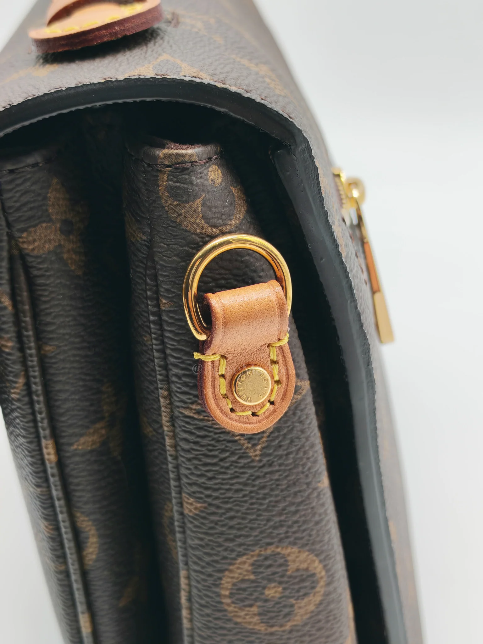 Louis Vuitton Pochette Metis in Monogram Canvas (Date Code: DU2199) - Image 19