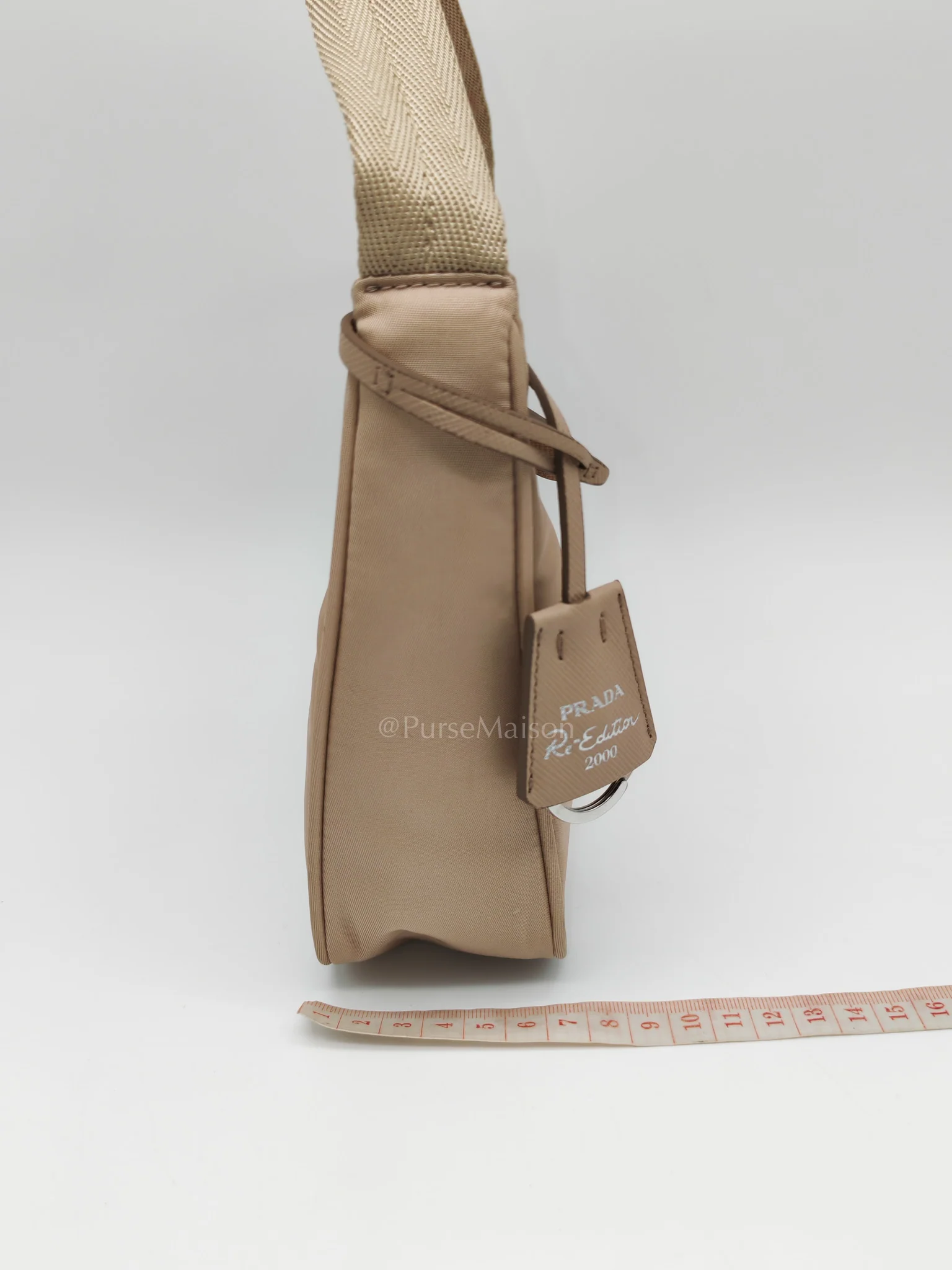 Prada Re-Edition 2000 Mini Bag in Beige Tessuto Nylon Canvas - Image 24