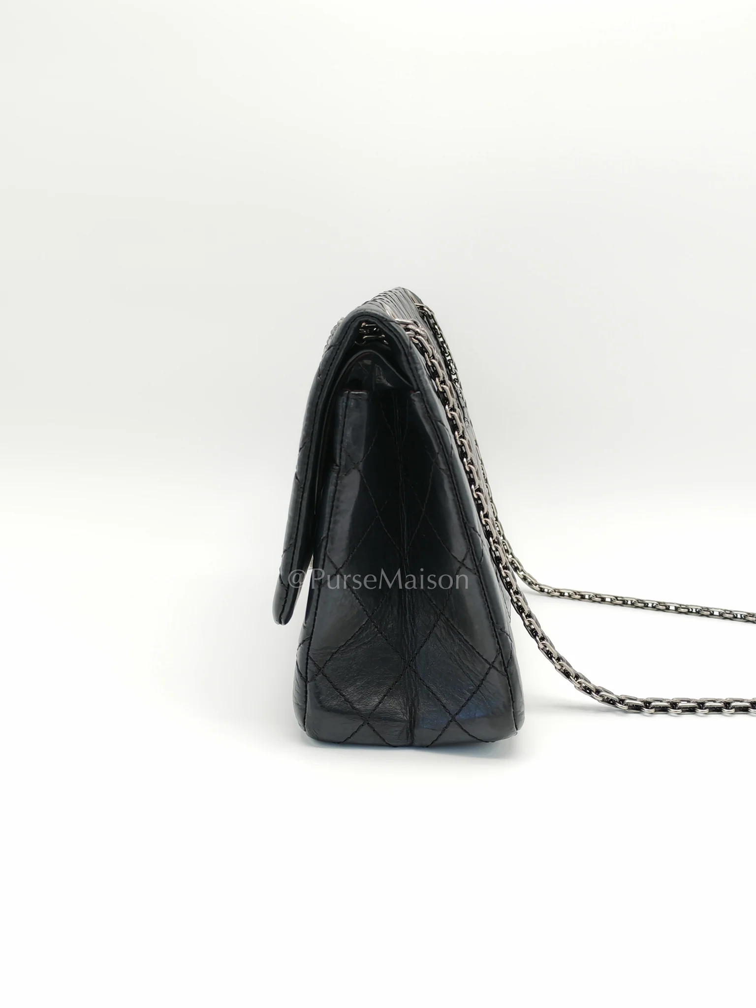 Chanel Reissue 2.55 Medium Distressed Calfskin Leather in Ruthenium Hardware Series 15 - Image 6