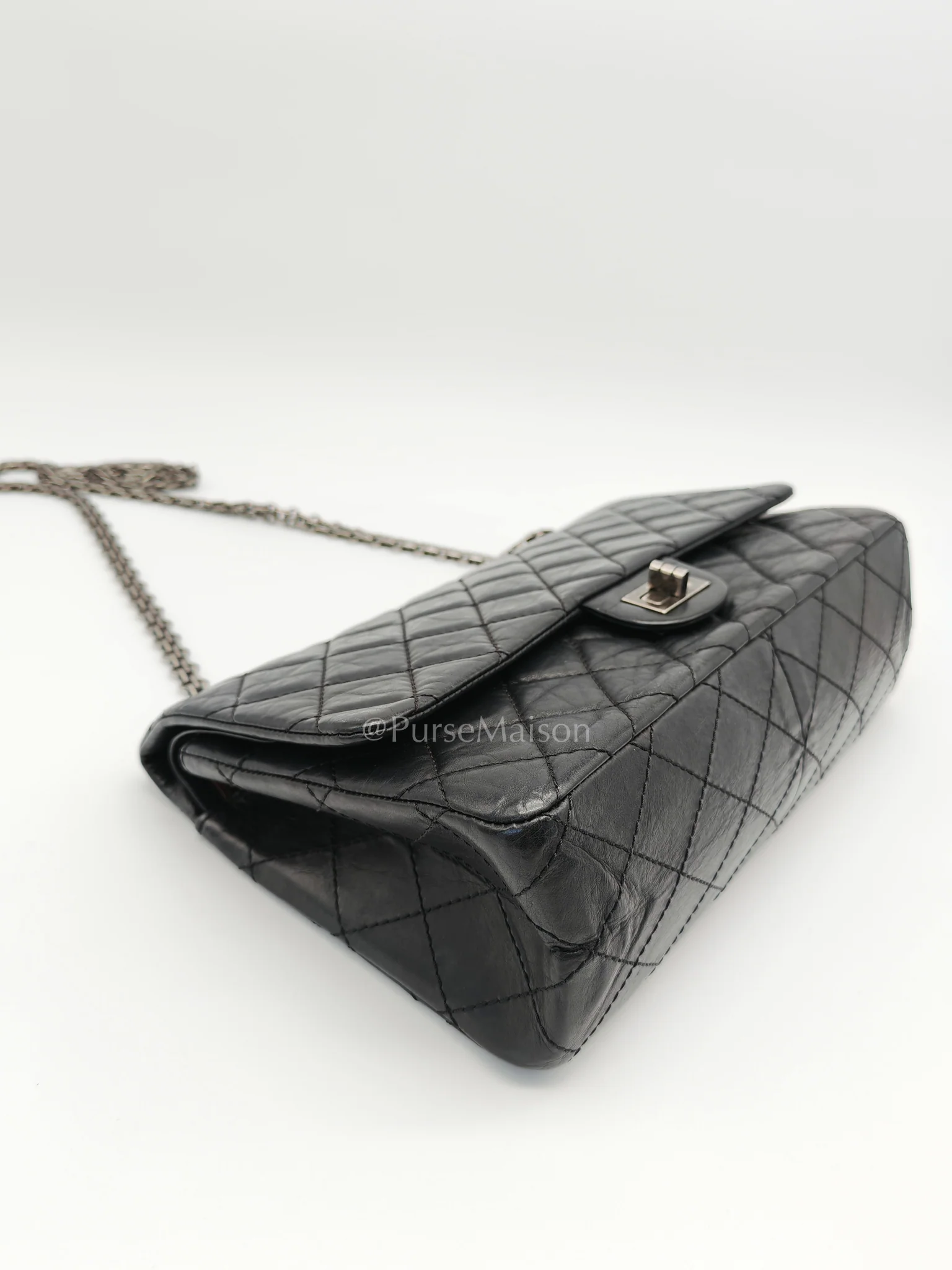 Chanel Reissue 2.55 Medium Distressed Calfskin Leather in Ruthenium Hardware Series 15 - Image 8