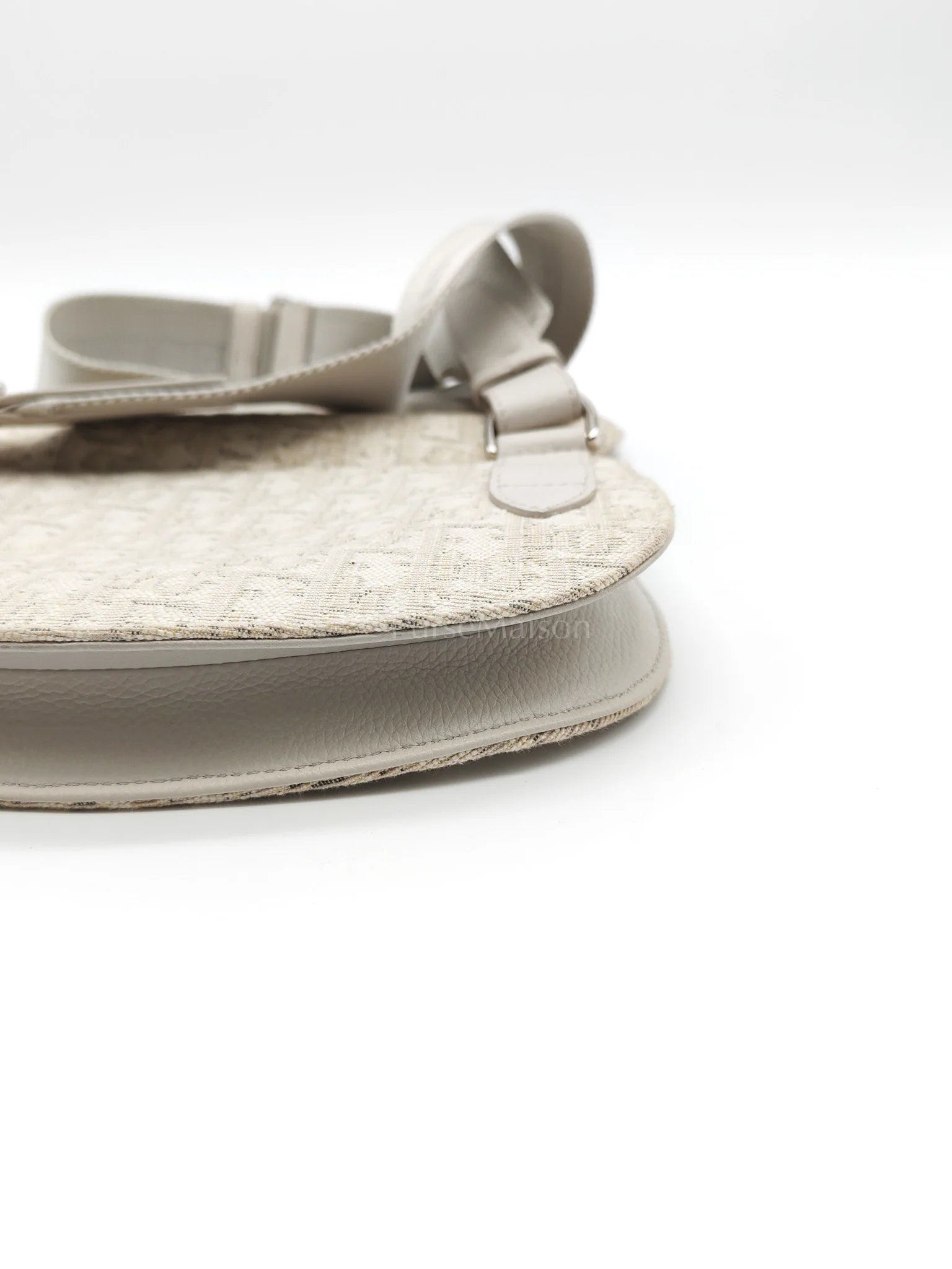 Christian Dior Saddle Clutch Bag in Cream Oblique Canvas Two Way Bag - Image 15