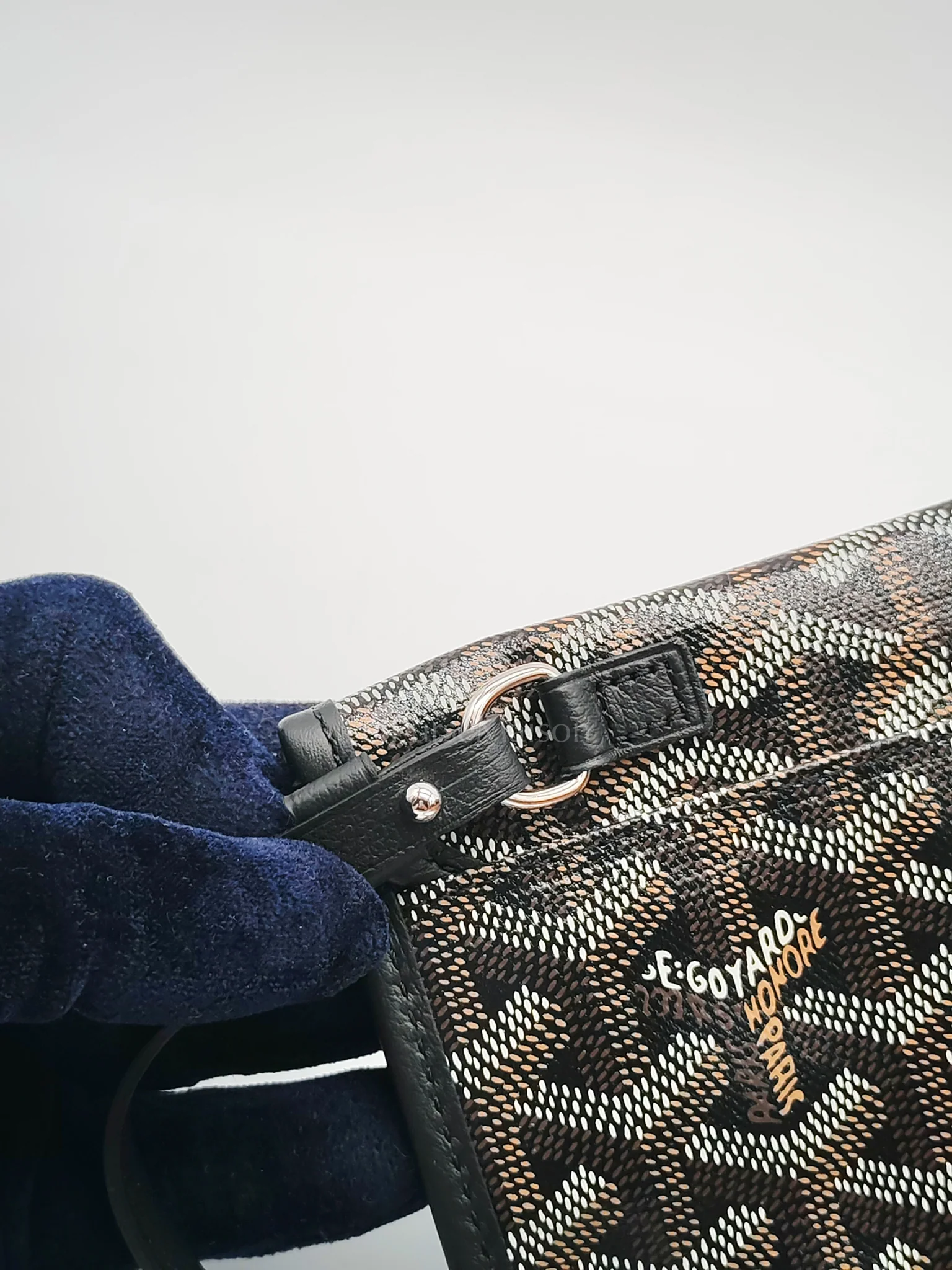 Saint Louis PM with Croc Universel Clip Charm in Noir/Black Goyardine Canvas - Image 16