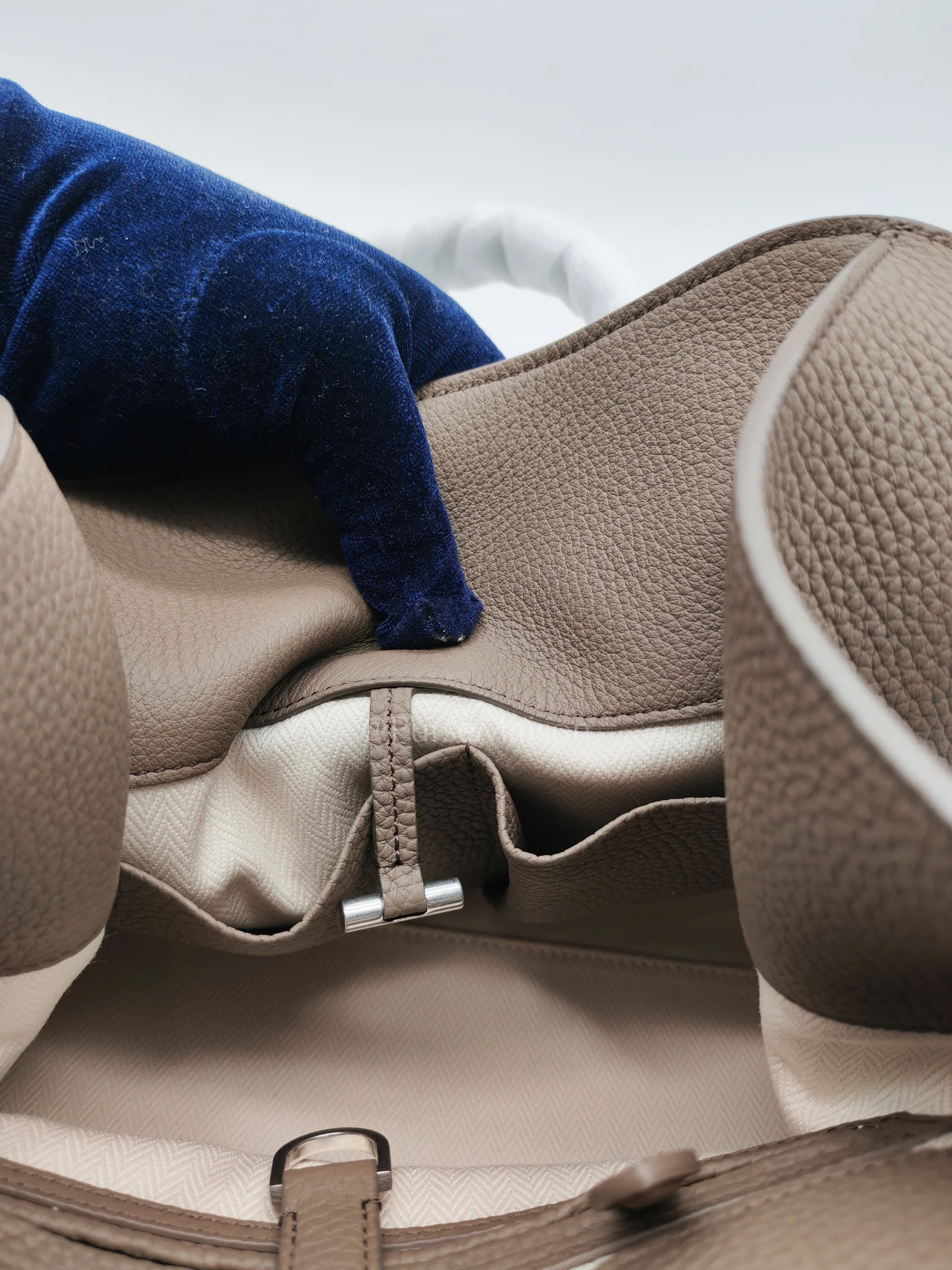 The Row Soft Marguax 12 Matte Smoke Toupe Calfskin Leather - Image 23