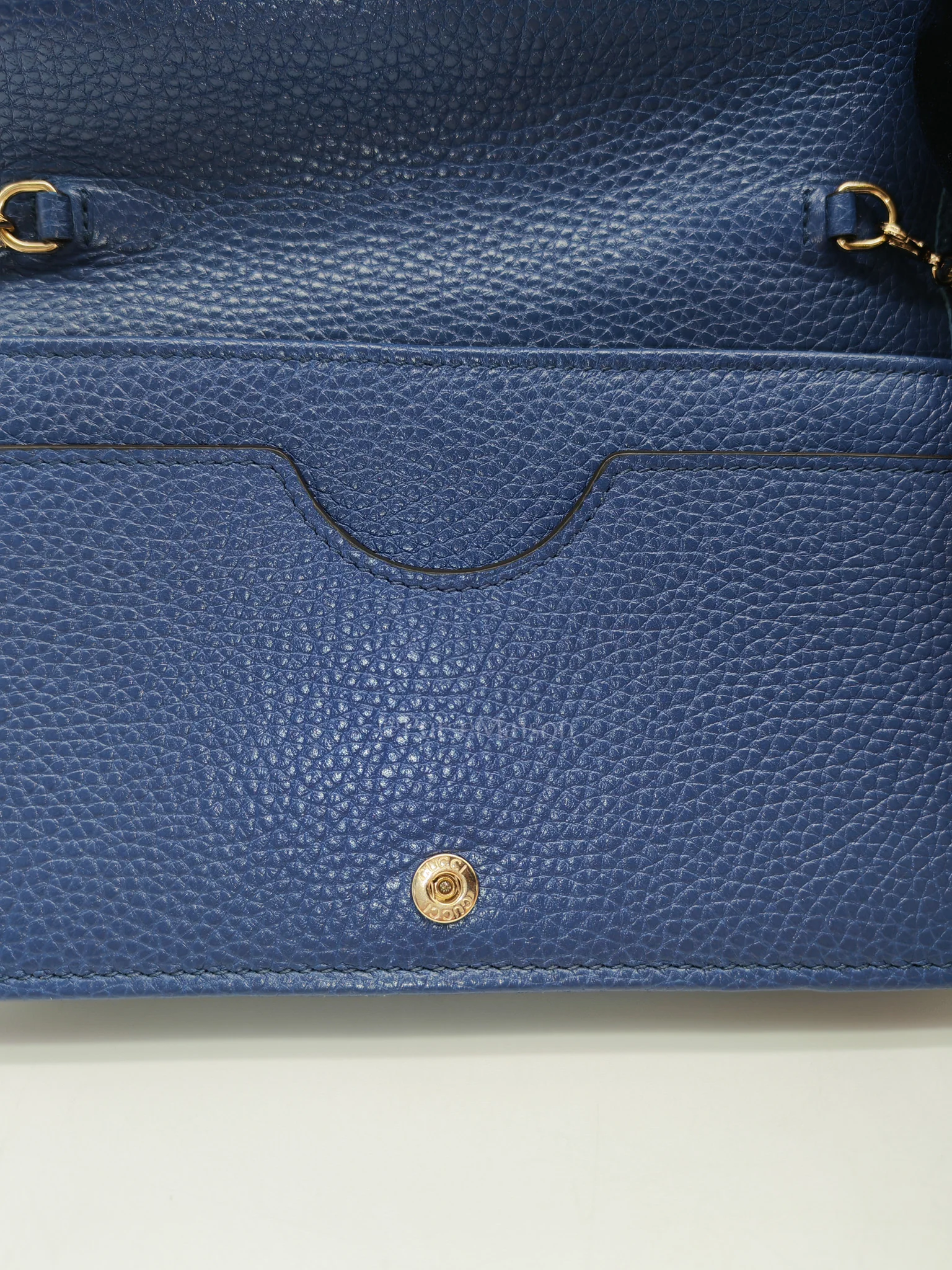 Gucci Soho Wallet on Chain in Blue Grained Leather Light Gold Hardware - Image 17