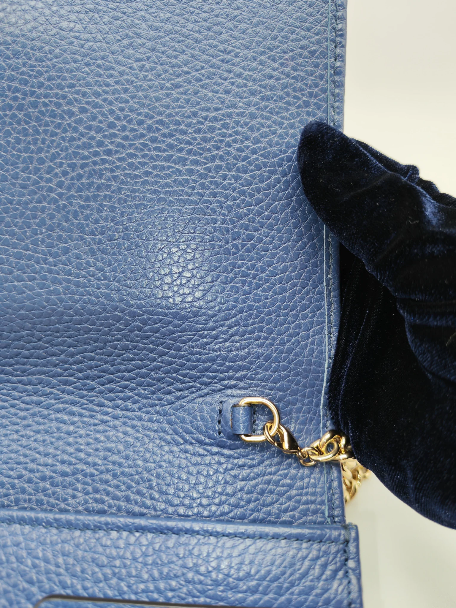 Gucci Soho Wallet on Chain in Blue Grained Leather Light Gold Hardware - Image 19