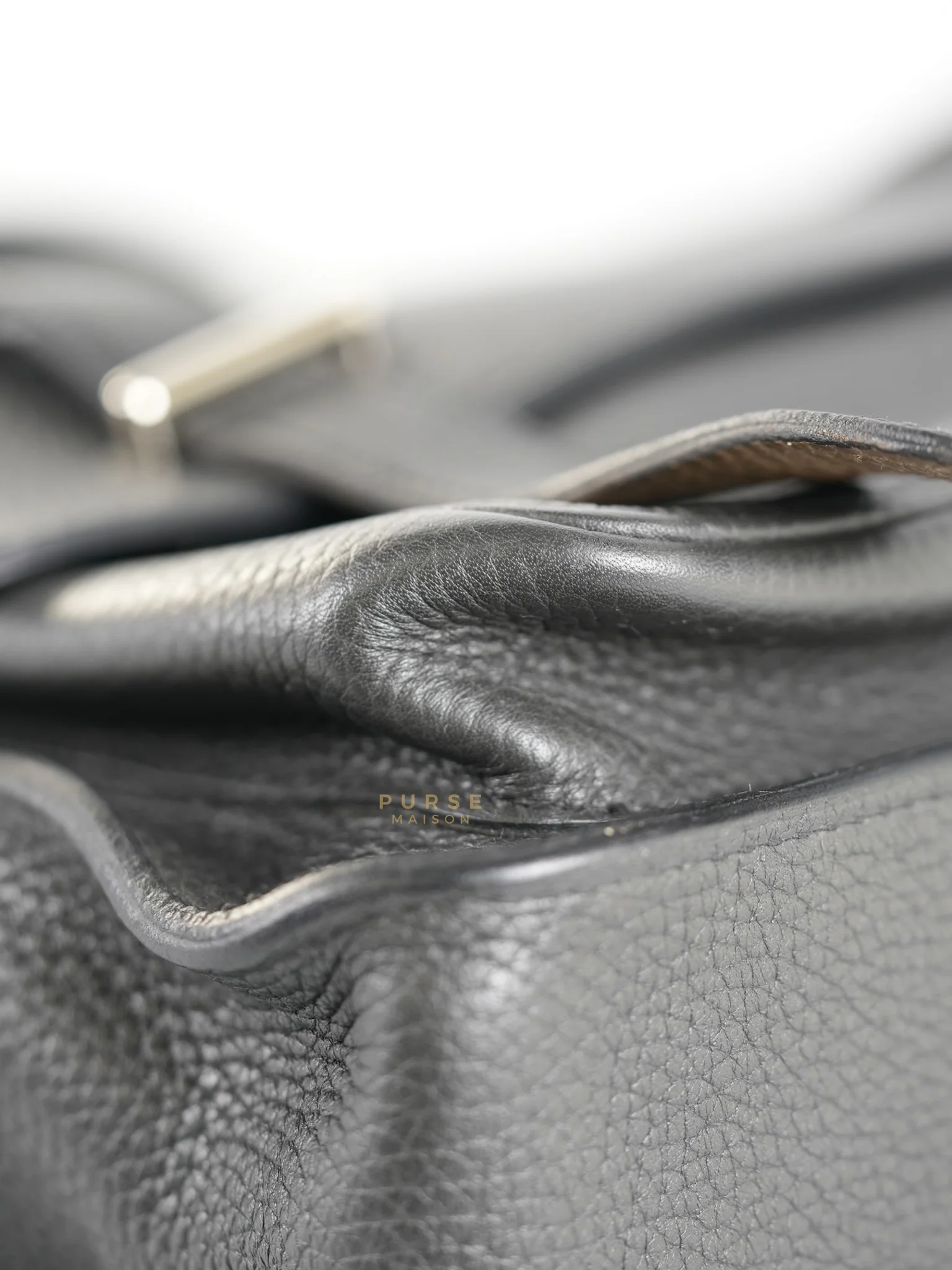 Hermes Steve Messenger 35 in Noir & Etoupe Clemence Leather Palladium Hardware Stamp X(2016) - Image 10