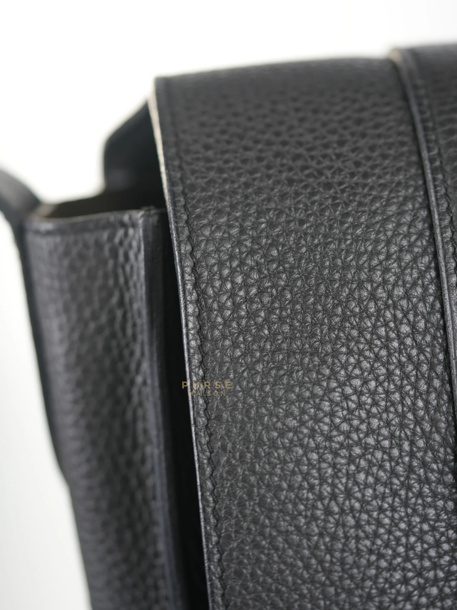 Hermes Steve Messenger 35 in Noir & Etoupe Clemence Leather Palladium Hardware Stamp X(2016) - Image 26