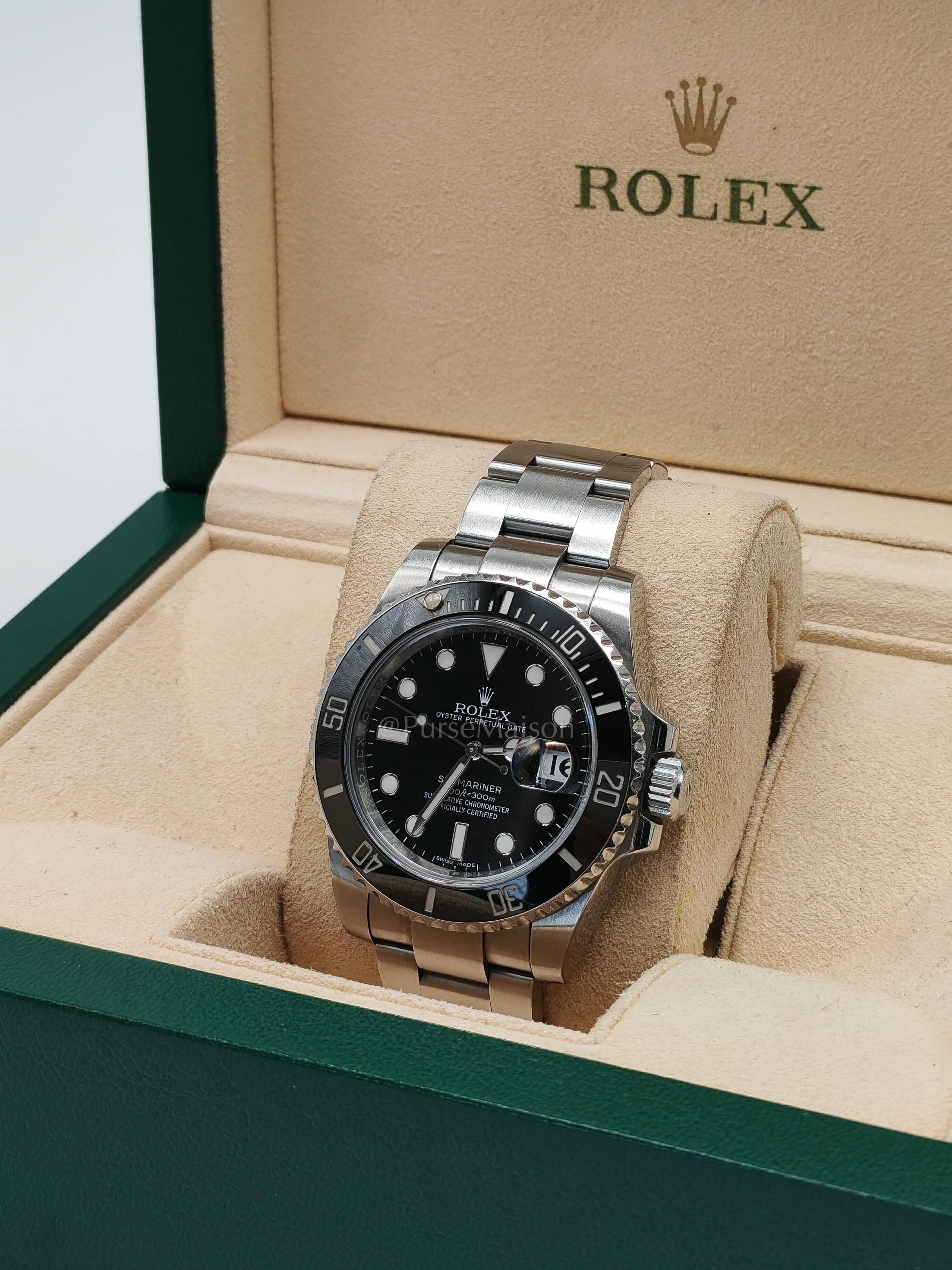 Rolex Submariner Oyster Perpetual Date 40mm Black Dial Stainless Steel (Reference No. 116610LN) - Image 4