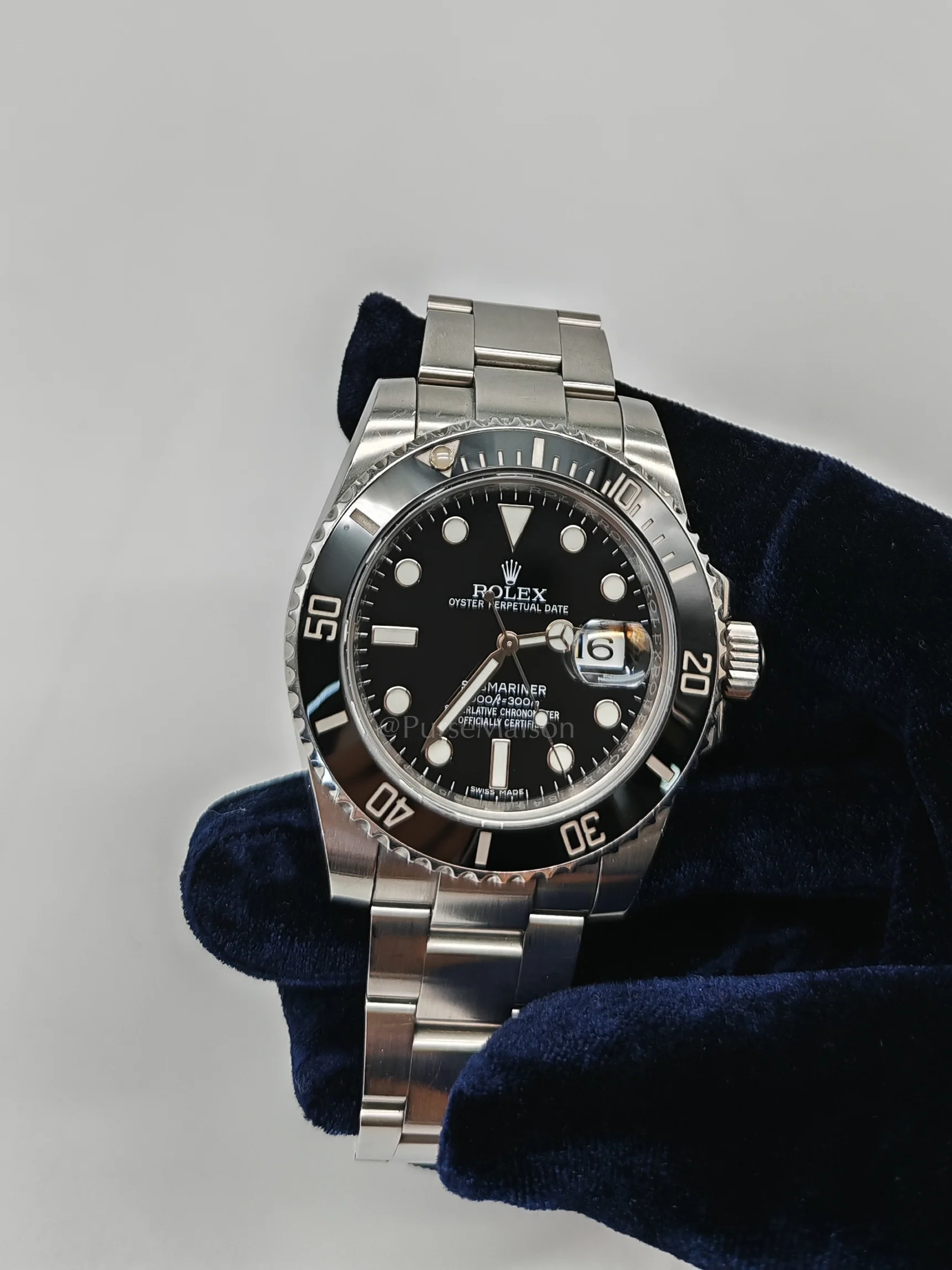 Rolex Submariner Oyster Perpetual Date 40mm Black Dial Stainless Steel (Reference No. 116610LN) - Image 8