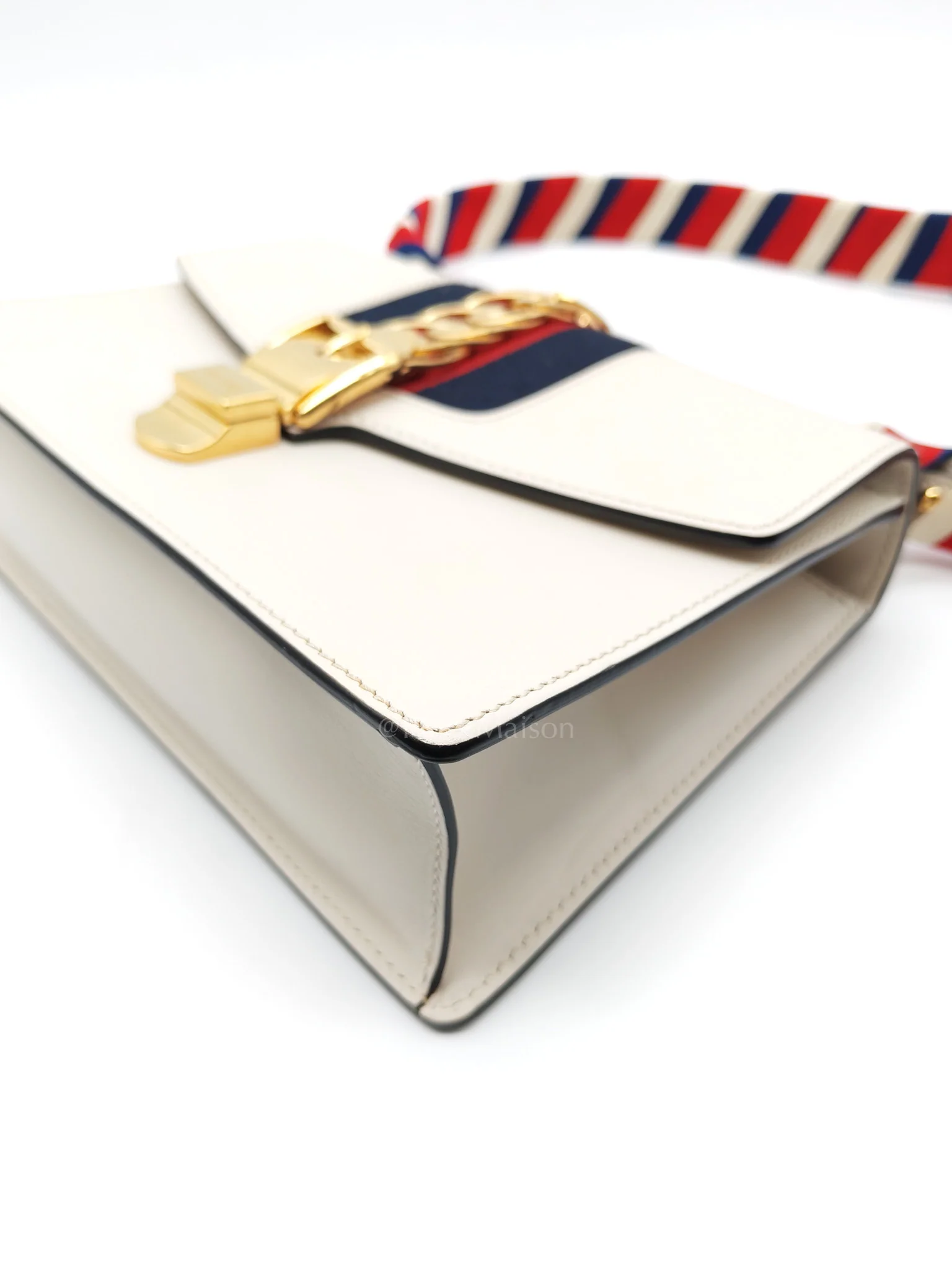 Gucci Sylvie Shoulder Bag in Off White Smooth Calfskin Leather - Image 11