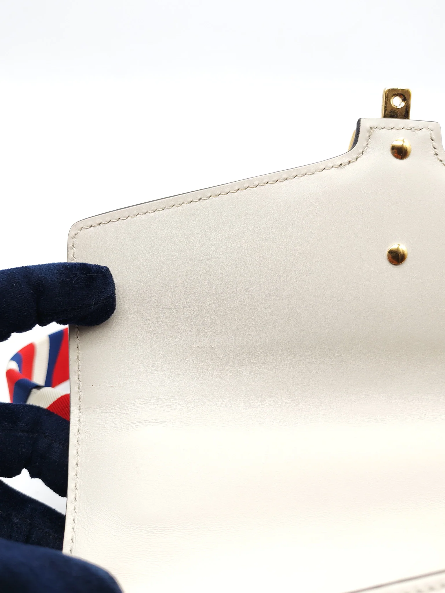 Gucci Sylvie Shoulder Bag in Off White Smooth Calfskin Leather - Image 24