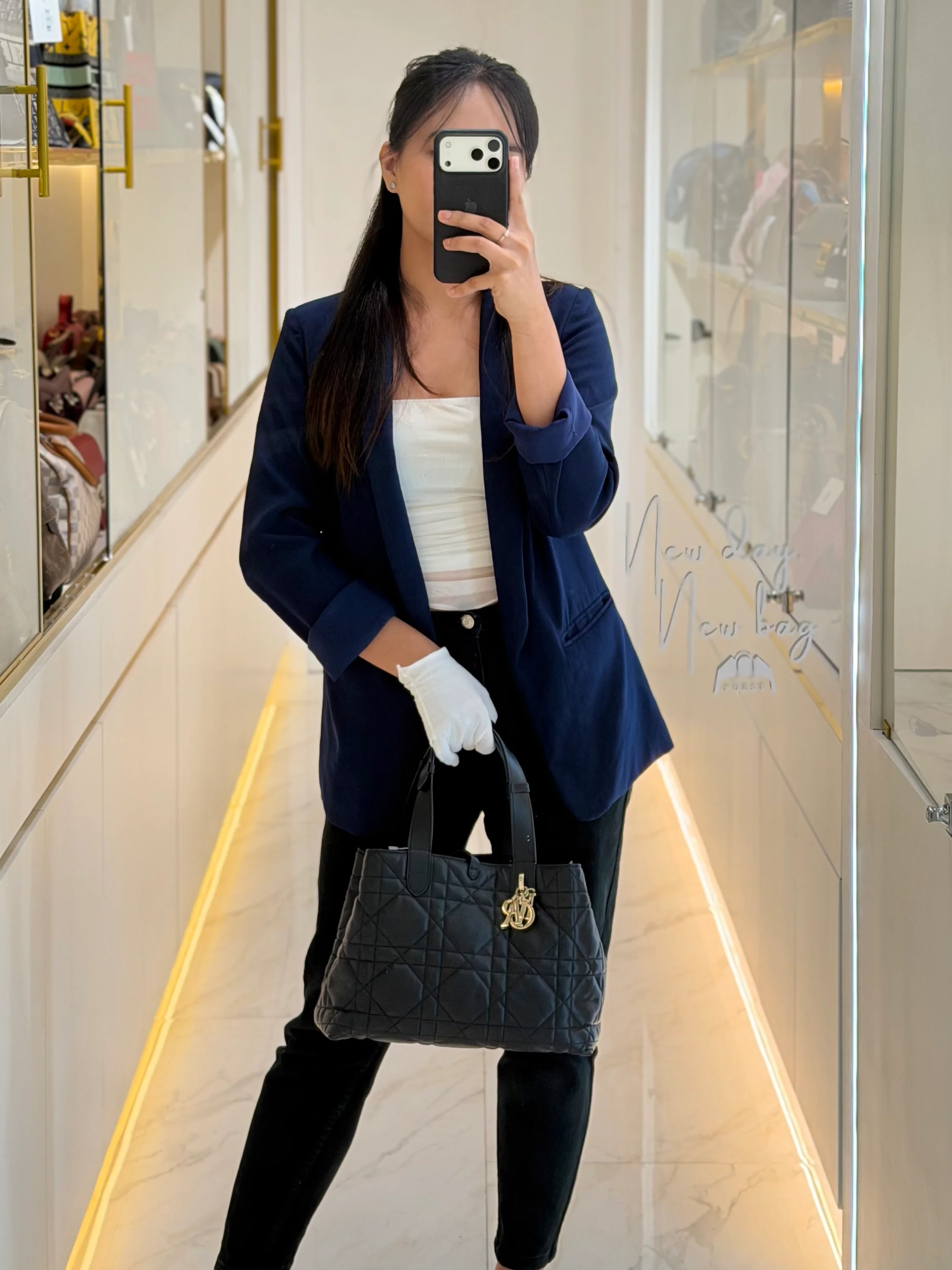 Christian Dior Toujours Medium in Black Lambskin Leather Hand Bag - Image 37
