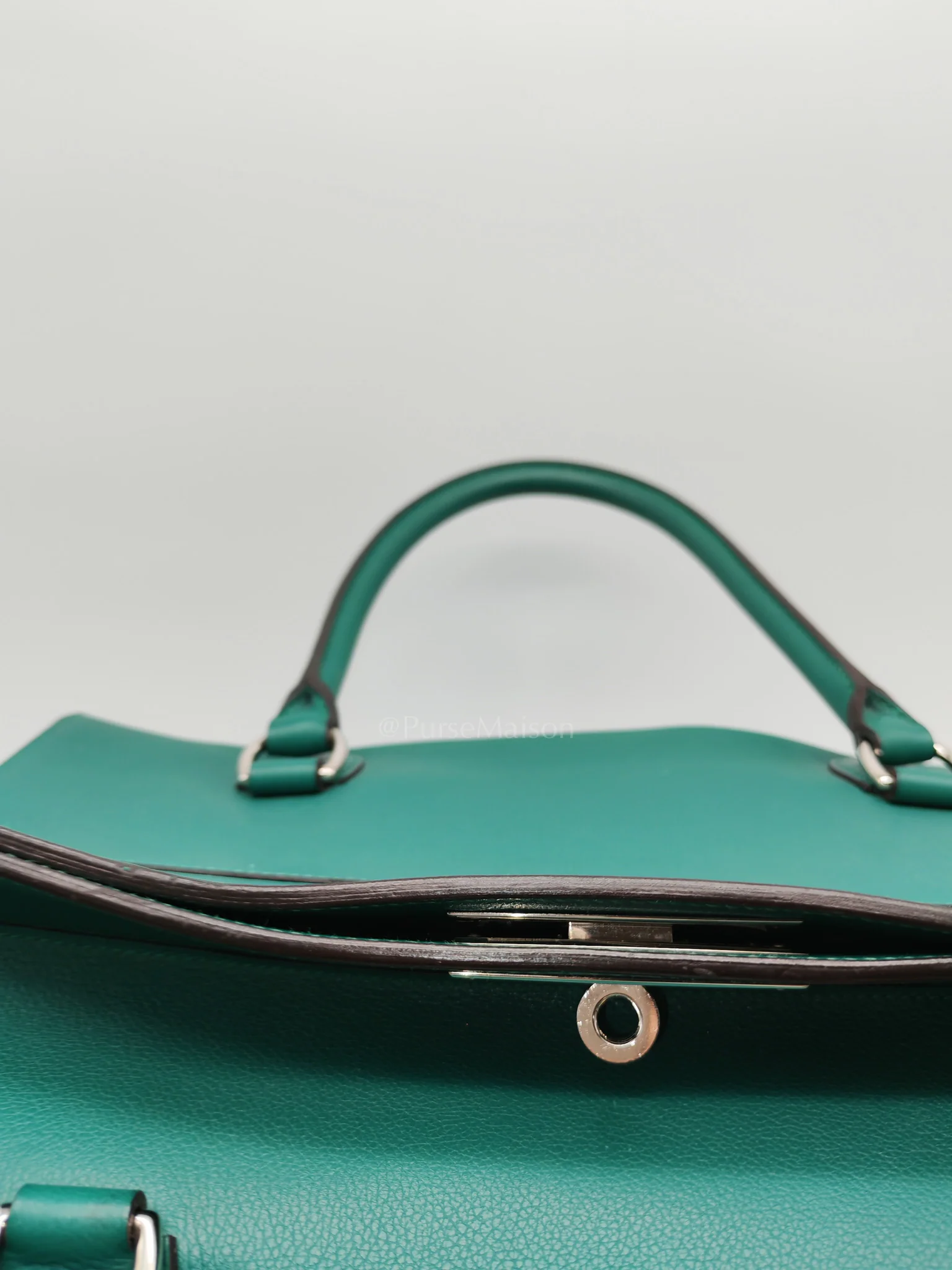 Hermes Toolbox 33 in Malachite Evercolor Leather Palladium Hardware - Image 24