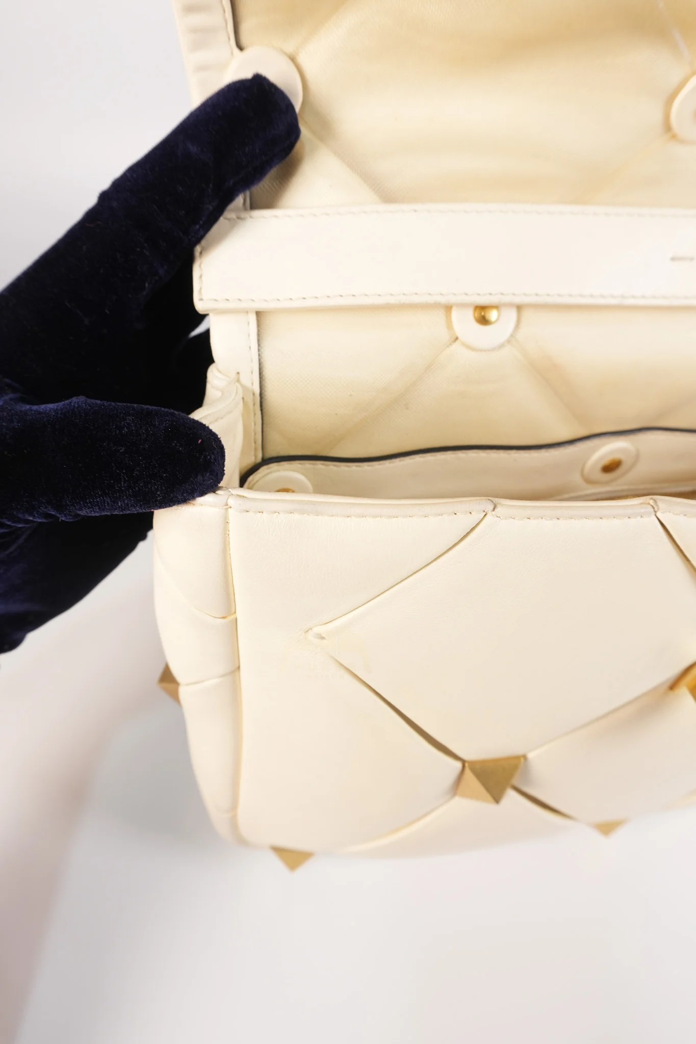 Valentino Roman Stud Top Handle Off White Nappa Leather Crossbody Bag - Image 34