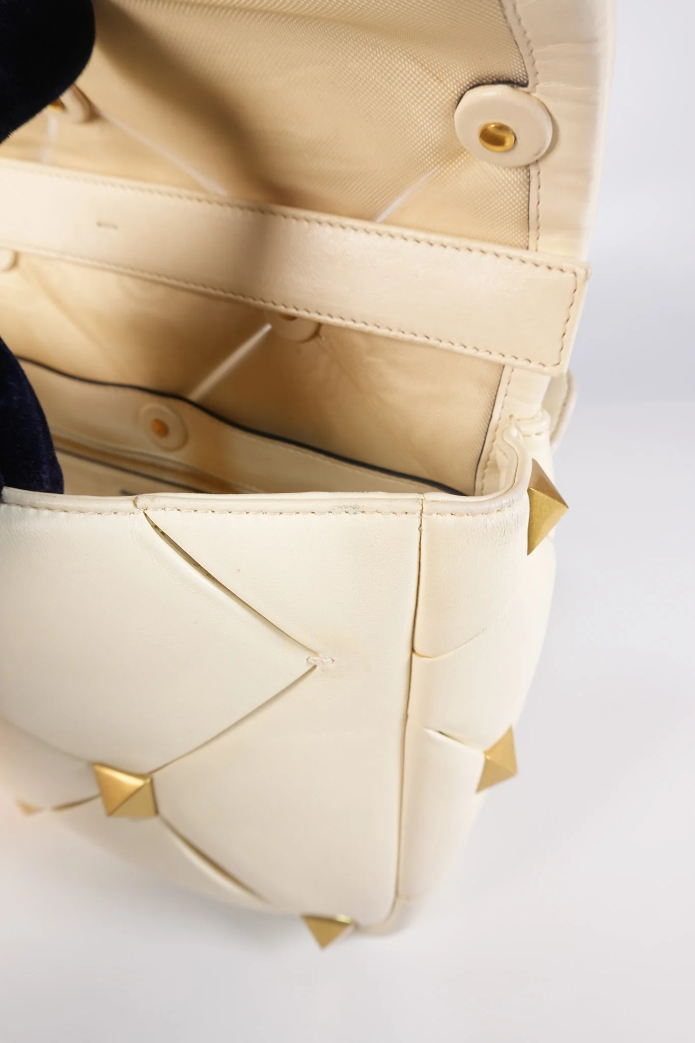 Valentino Roman Stud Top Handle Off White Nappa Leather Crossbody Bag - Image 35