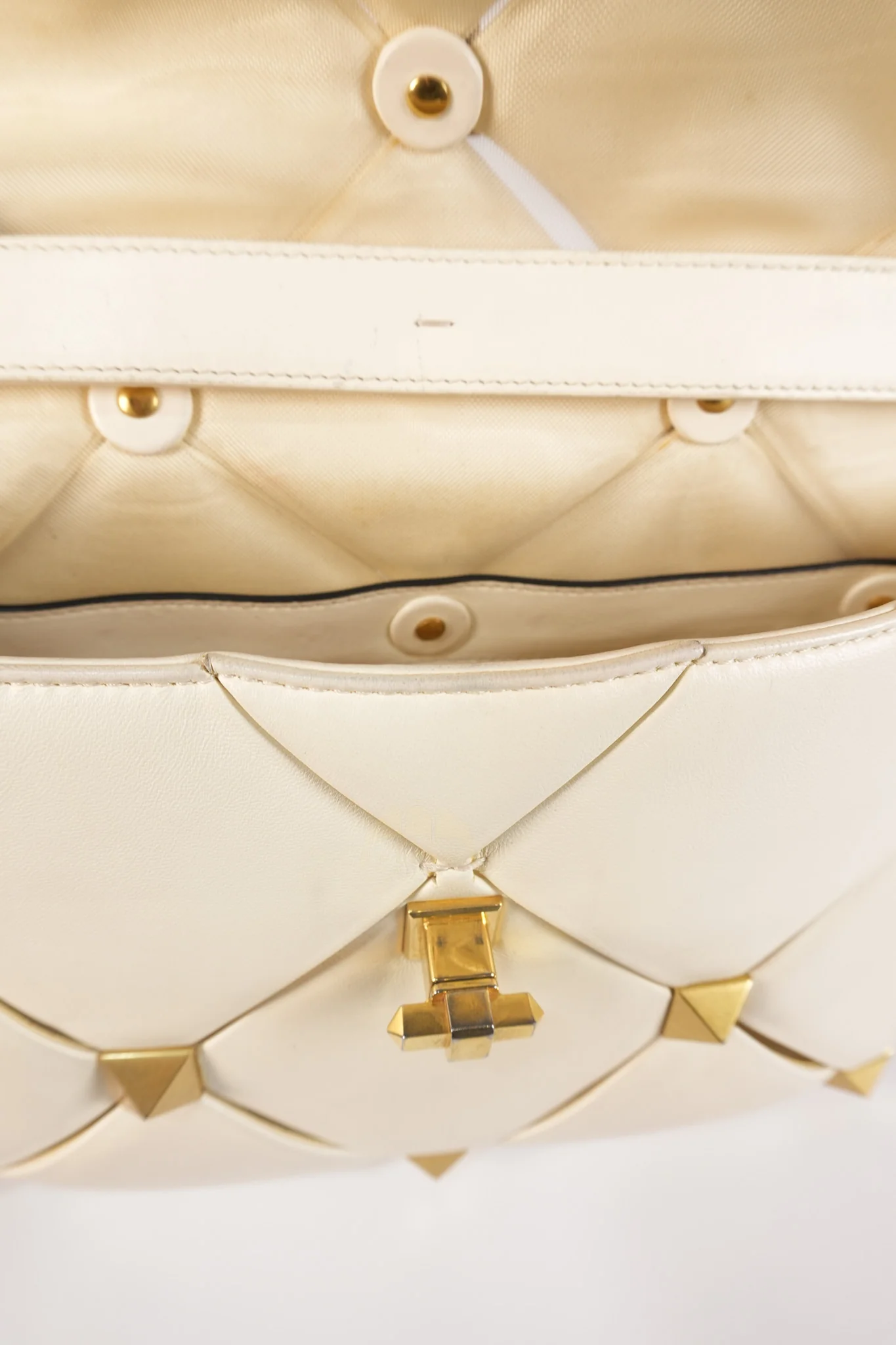 Valentino Roman Stud Top Handle Off White Nappa Leather Crossbody Bag - Image 39