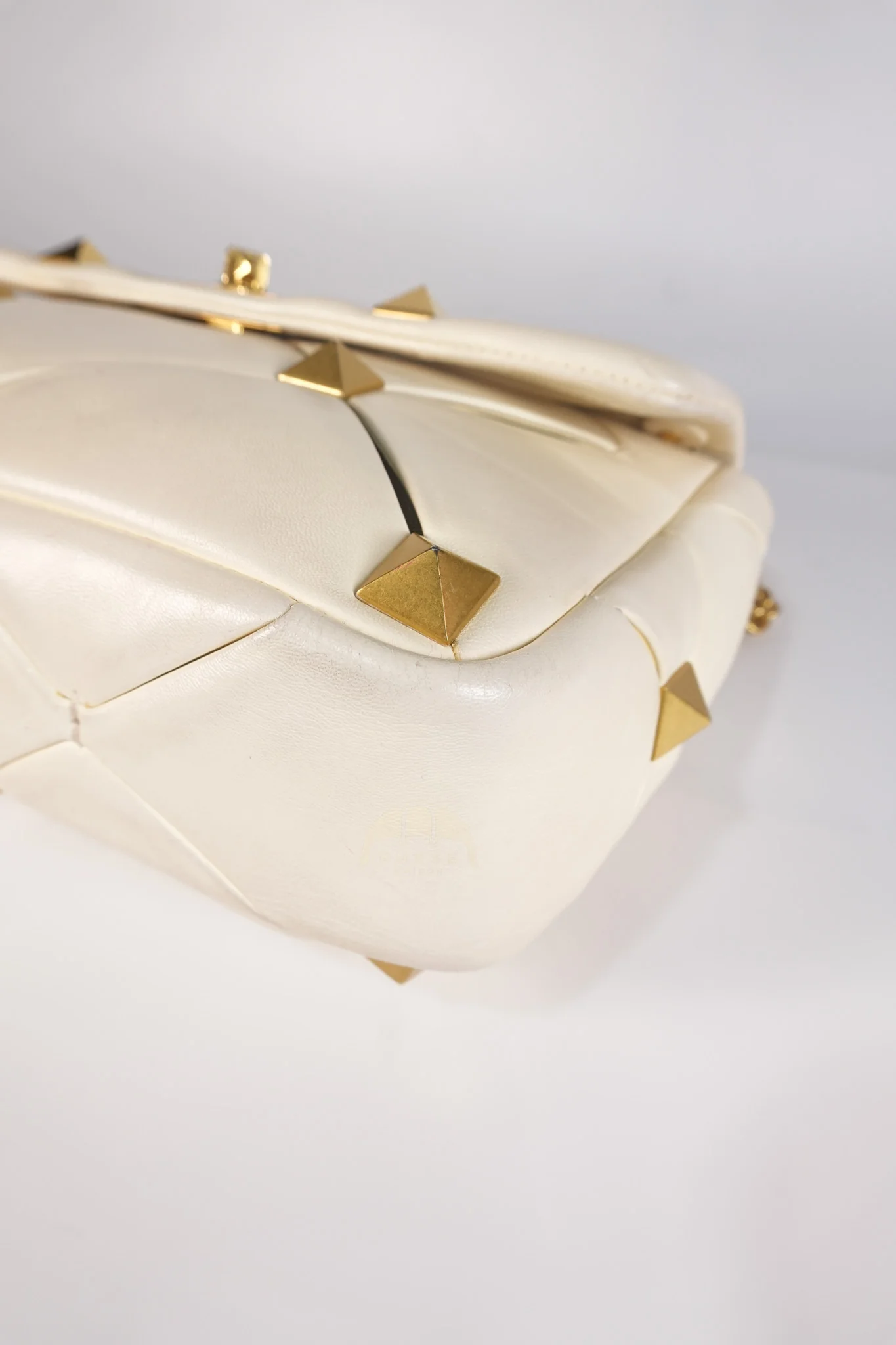 Valentino Roman Stud Top Handle Off White Nappa Leather Crossbody Bag - Image 9